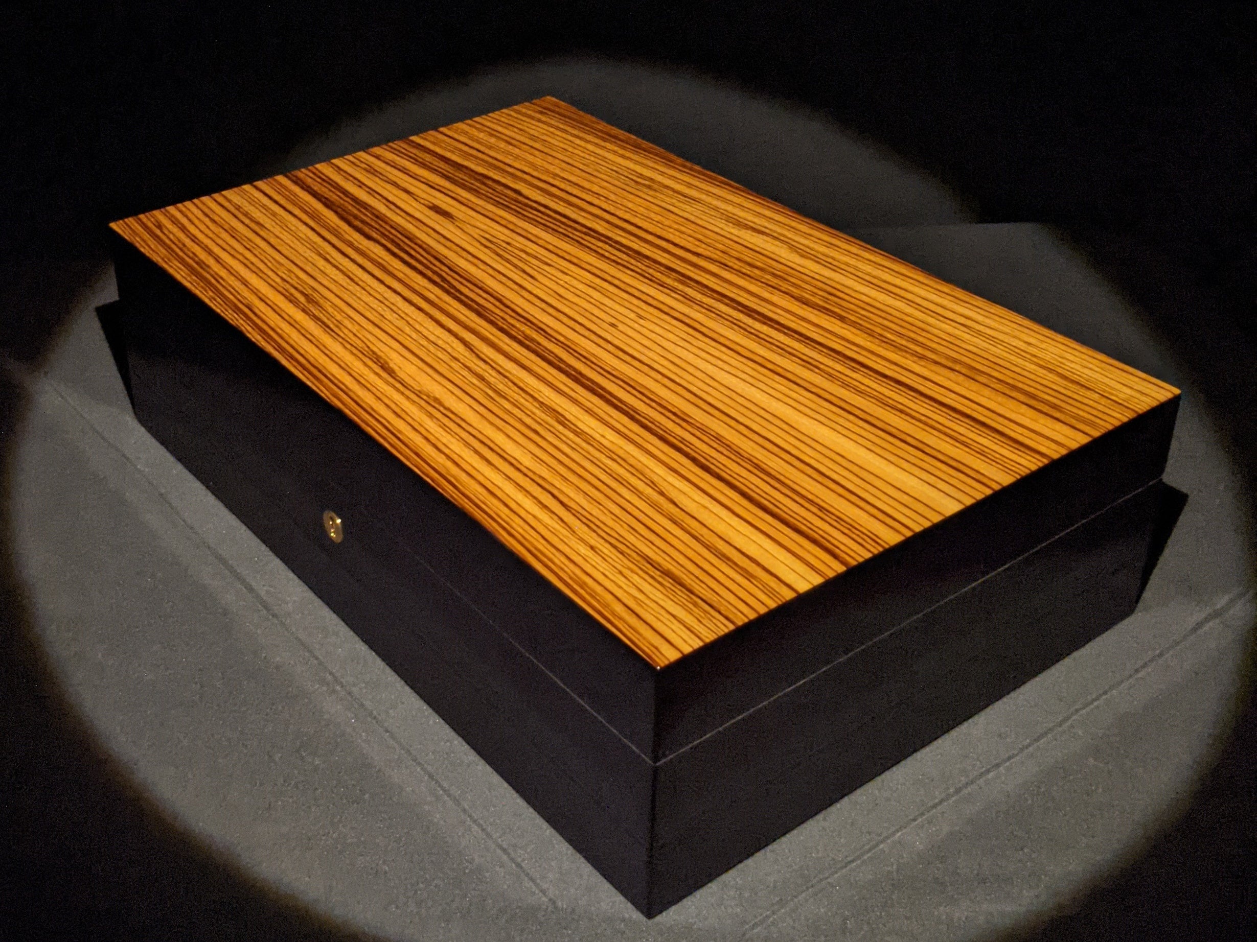Elie Bleu Zebrawood Humidor 110 count