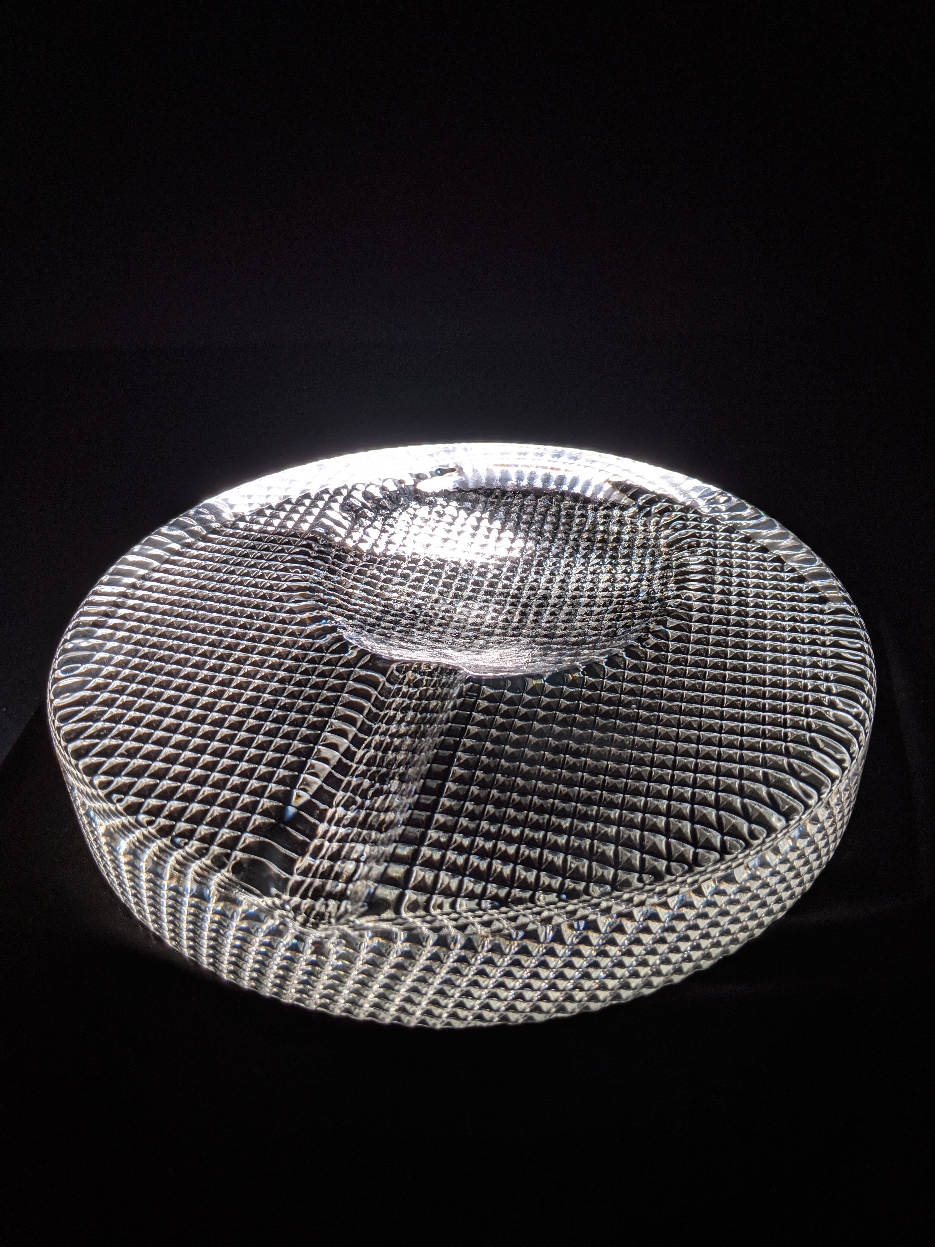 cigar ashtray large round 8.75" Diameter x 1.25"