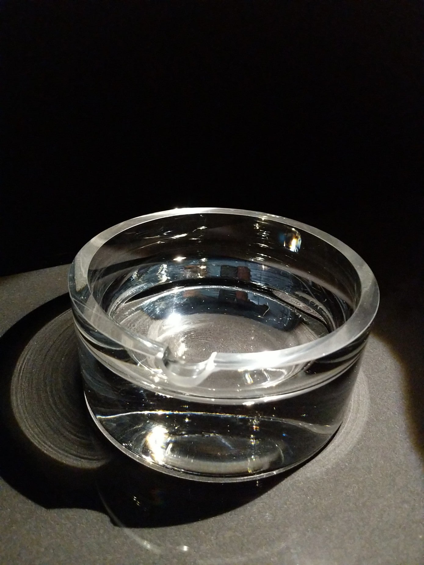 Heavy large size glass ashtray