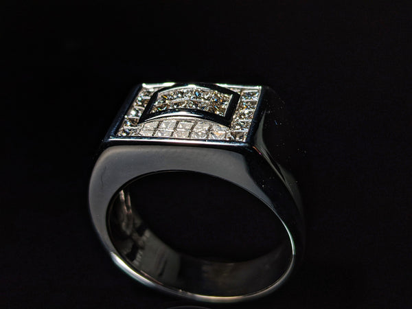 18K White Gold Diamond Pinky Ring Size 8.5