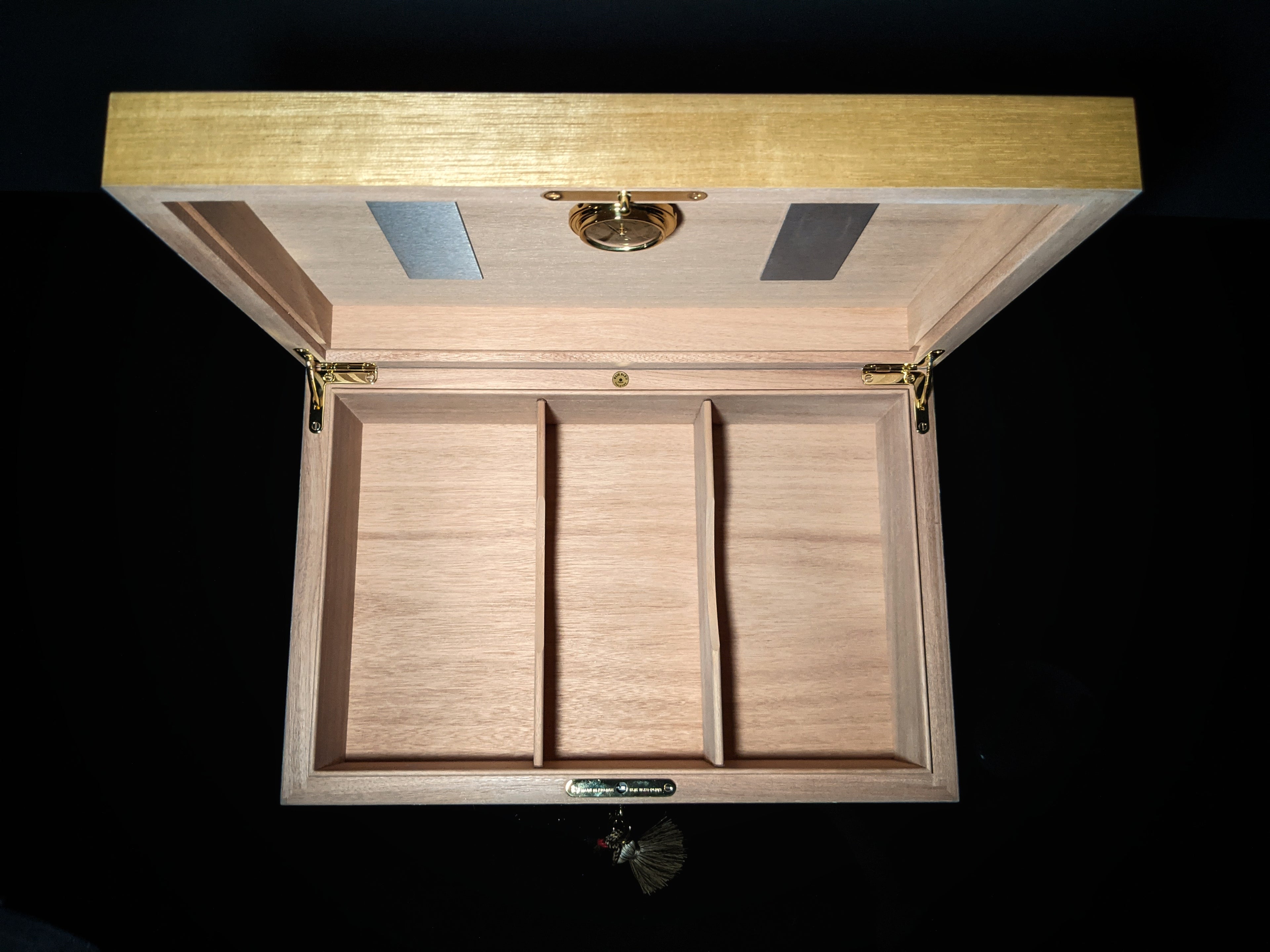 Elie Bleu Limba Wood Humidor 110 count