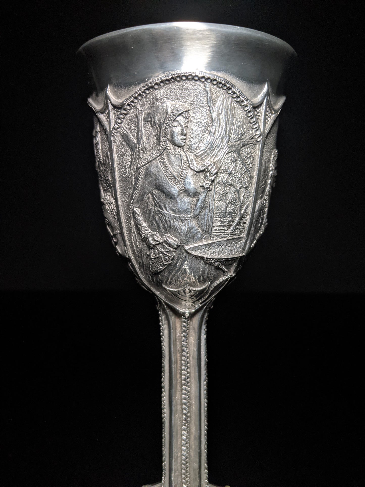 Royal Selangor Lord of the Rings Pewter Goblet " The Ring" Model 272509