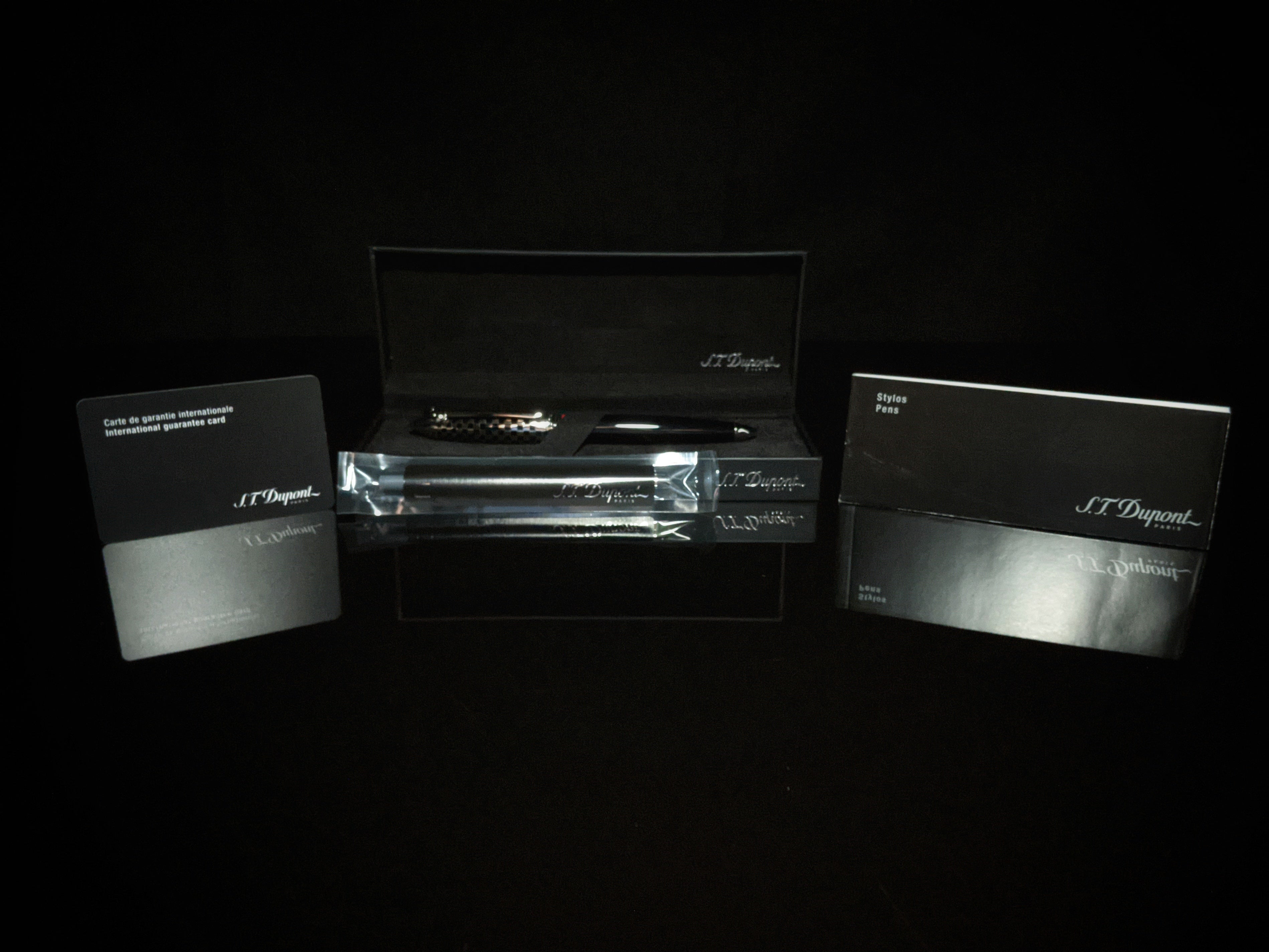 ST Dupont Streamline Race Machine Roller Ball Pen Model 252684RM