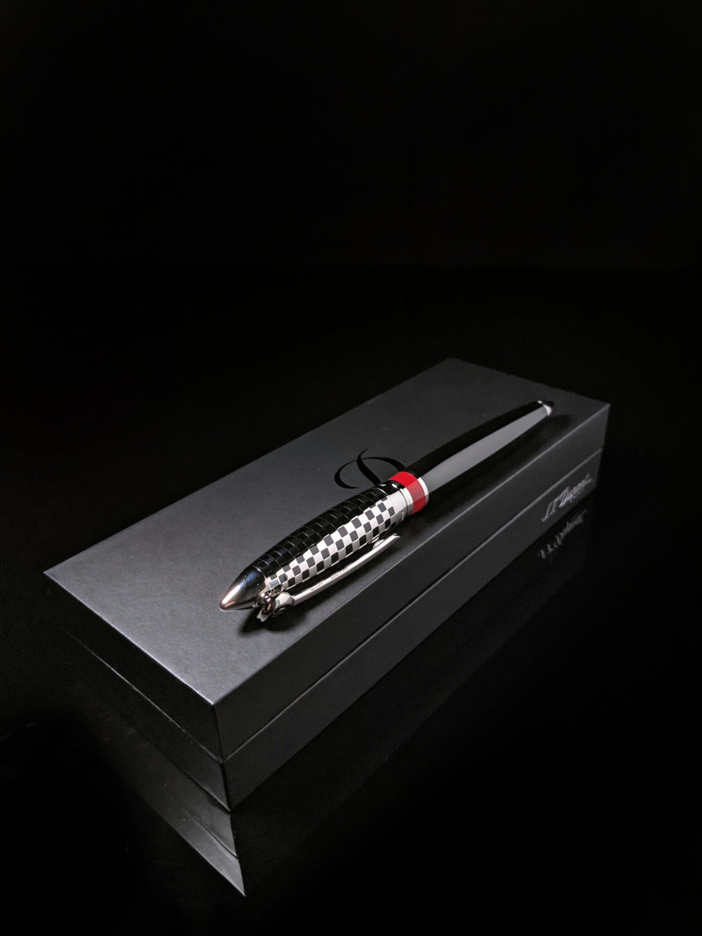 ST Dupont Streamline Race Machine Roller Ball Pen Model 252684RM