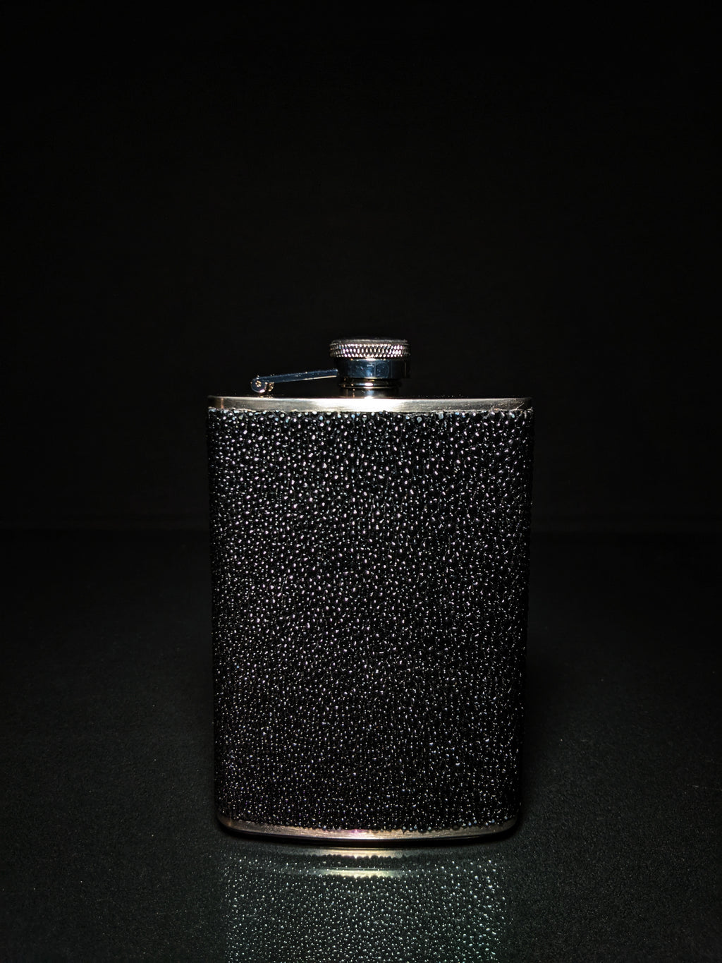 Brizard and Co. The 8 oz Flask - Stingray