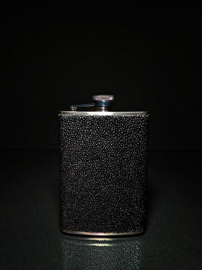 Brizard and Co. The 8 oz Flask - Stingray