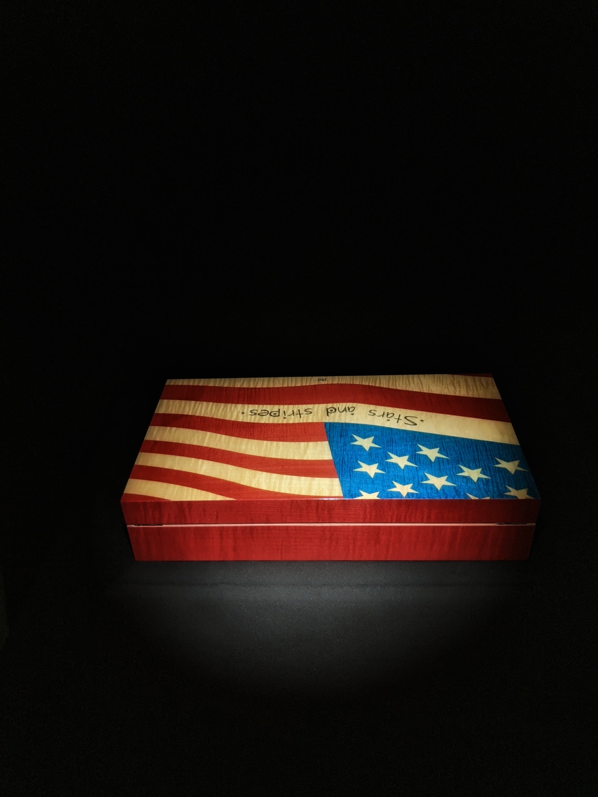 Elie Bleu Stars & Stripes Humidor — 110 Count