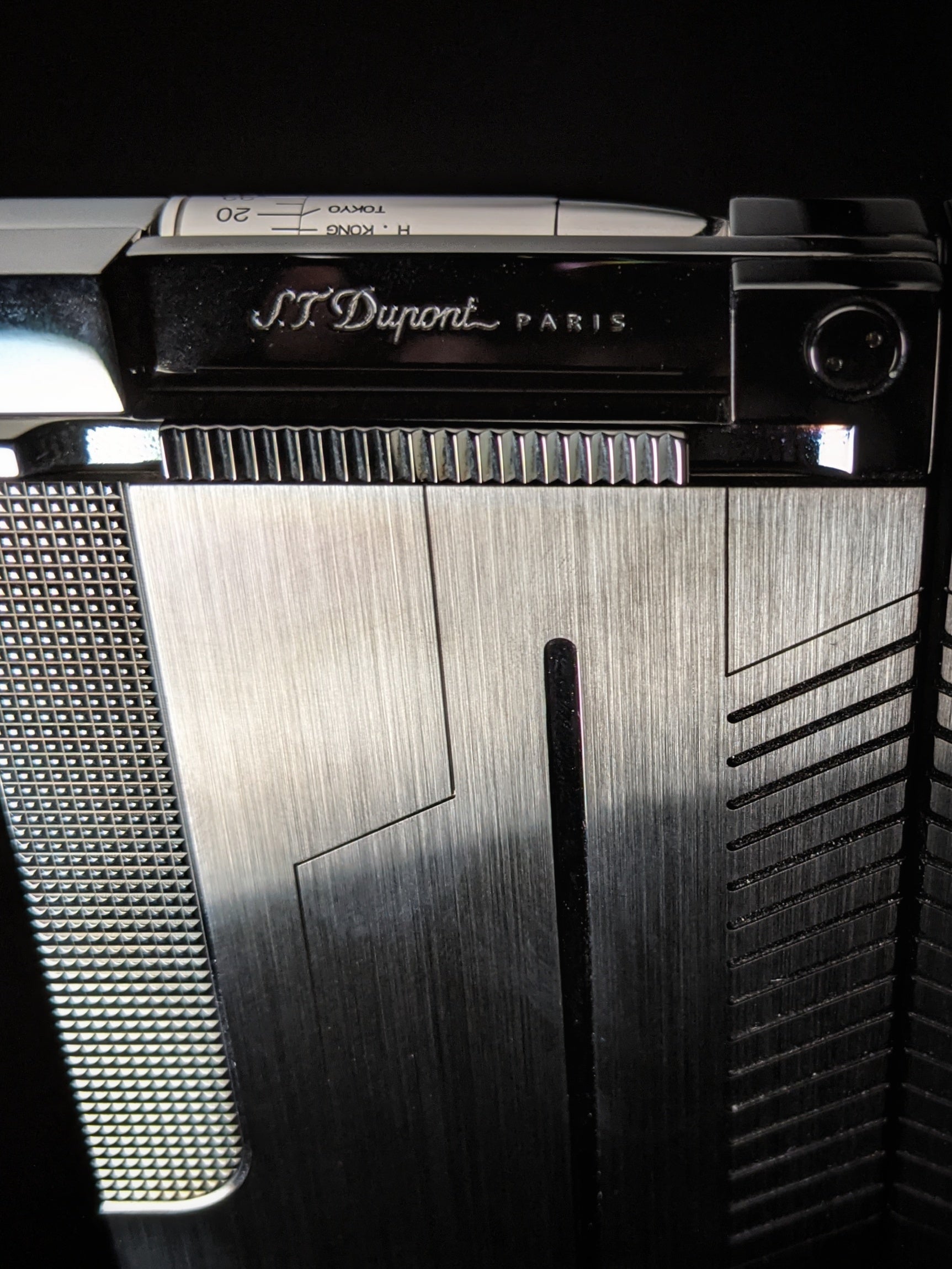 S.T. Dupont James Bond 007 PVD Gunmetal Table Lighter