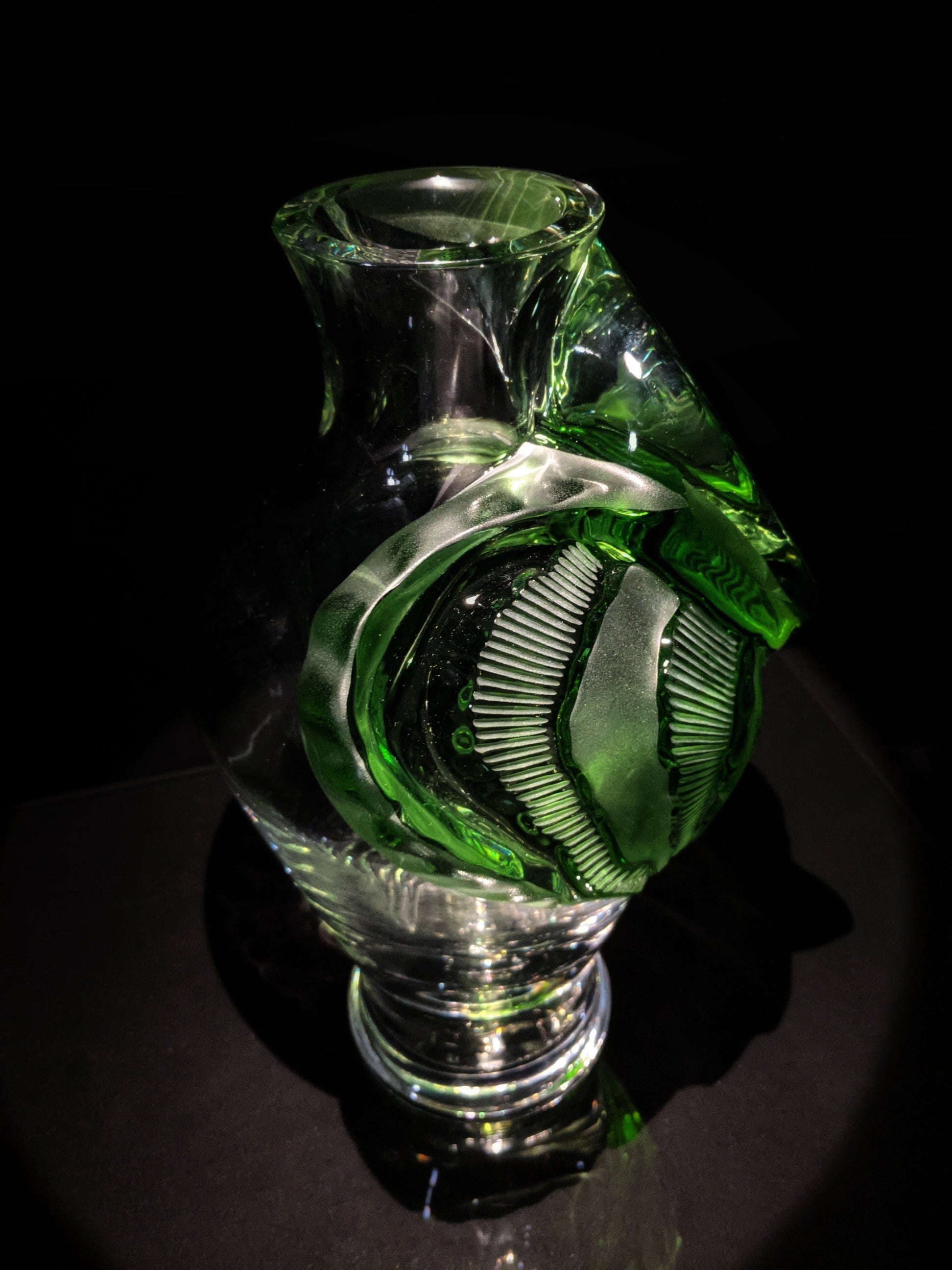 Lalique Tanega 14" Emerald Green Vase