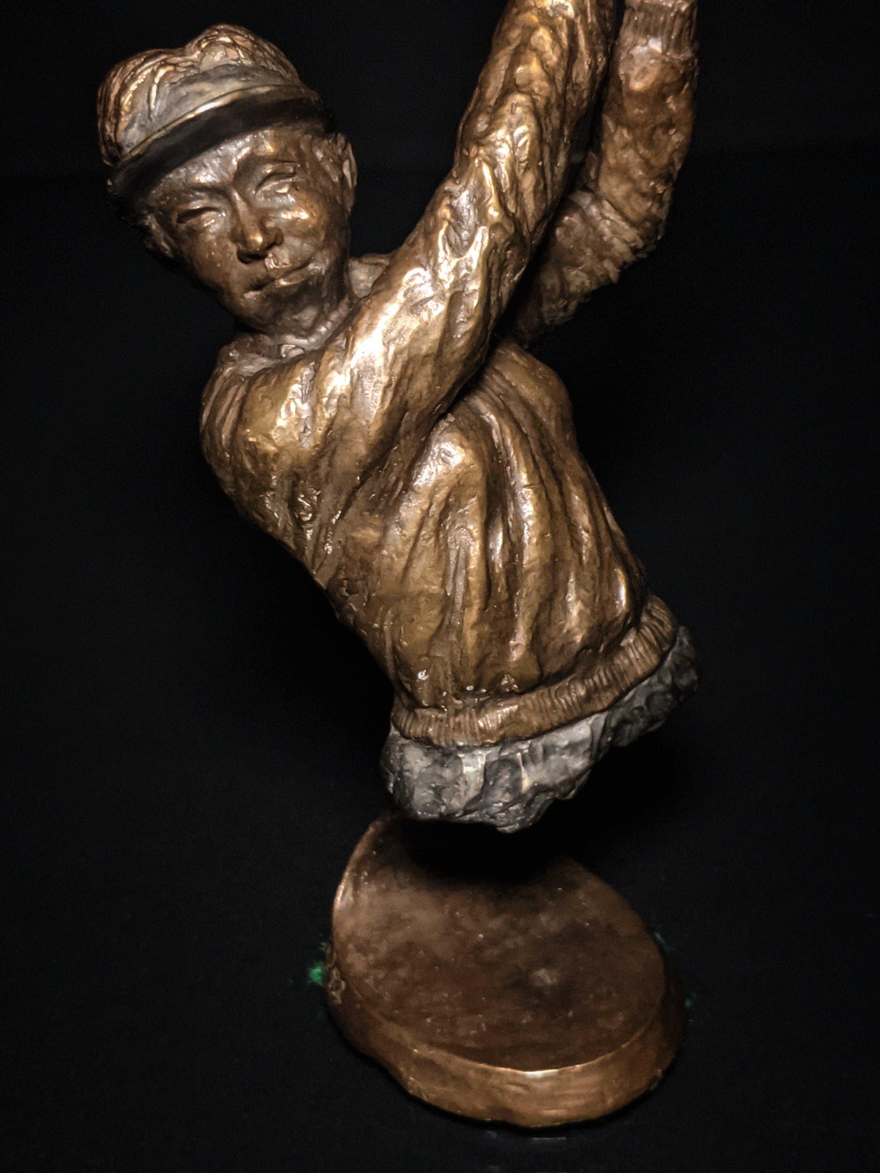 Mark Hopkins Bronze Lady Golfer