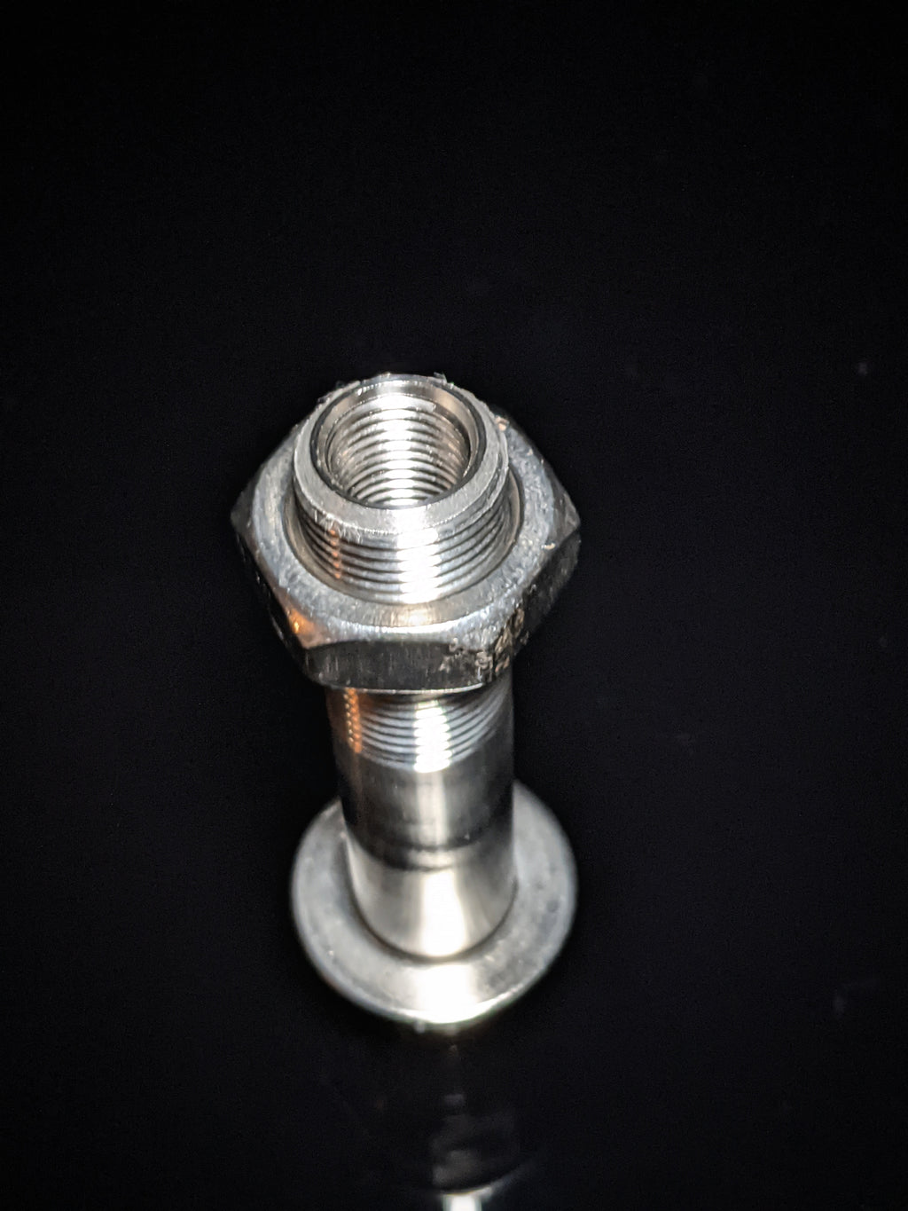 Marine Machine Thru Hull Fitting 3/8 FIP  to No 6 Flare