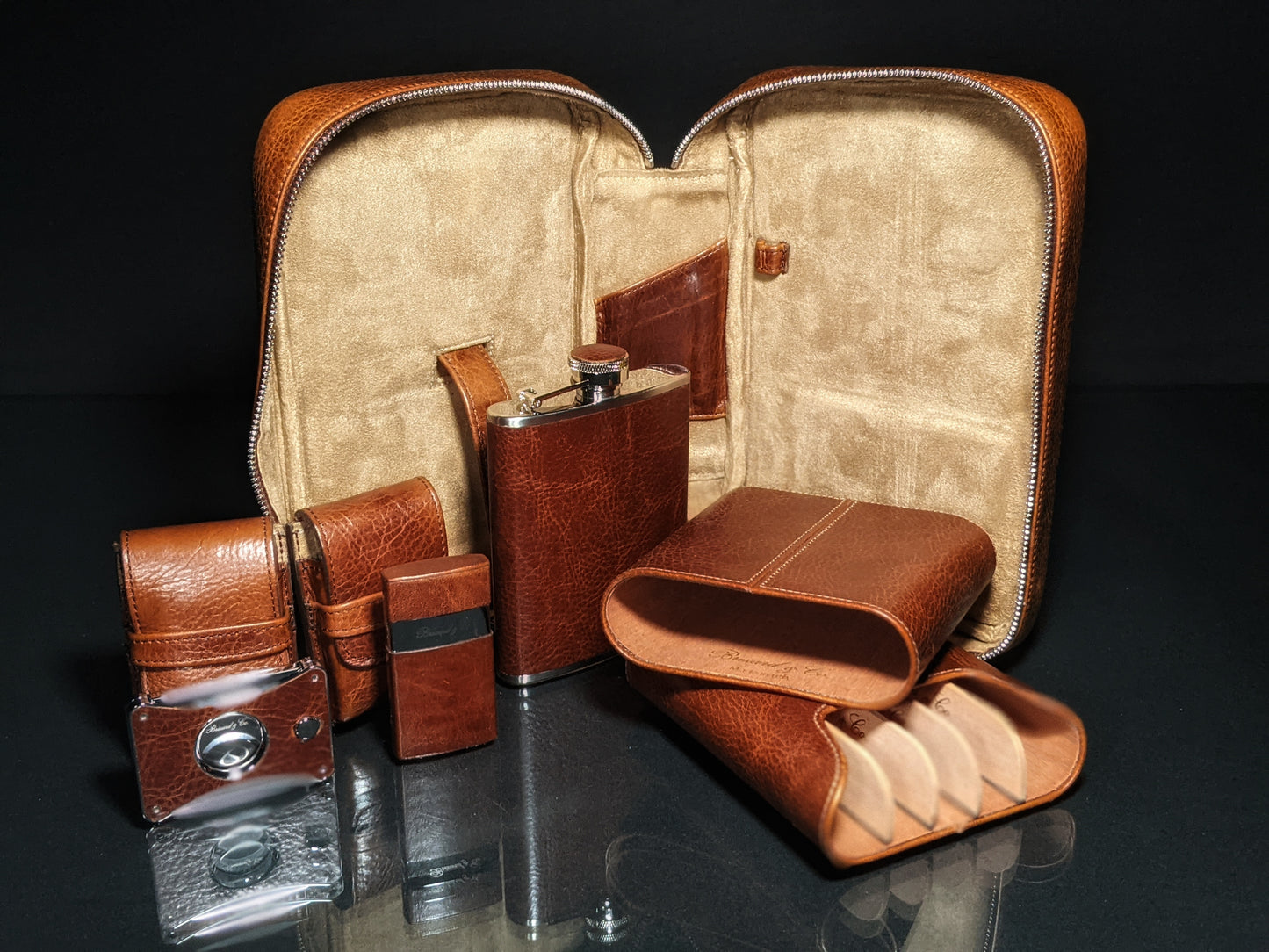 Brizard & Co. Havana Traveler - Antique Saddle Leather with cutter and lighter