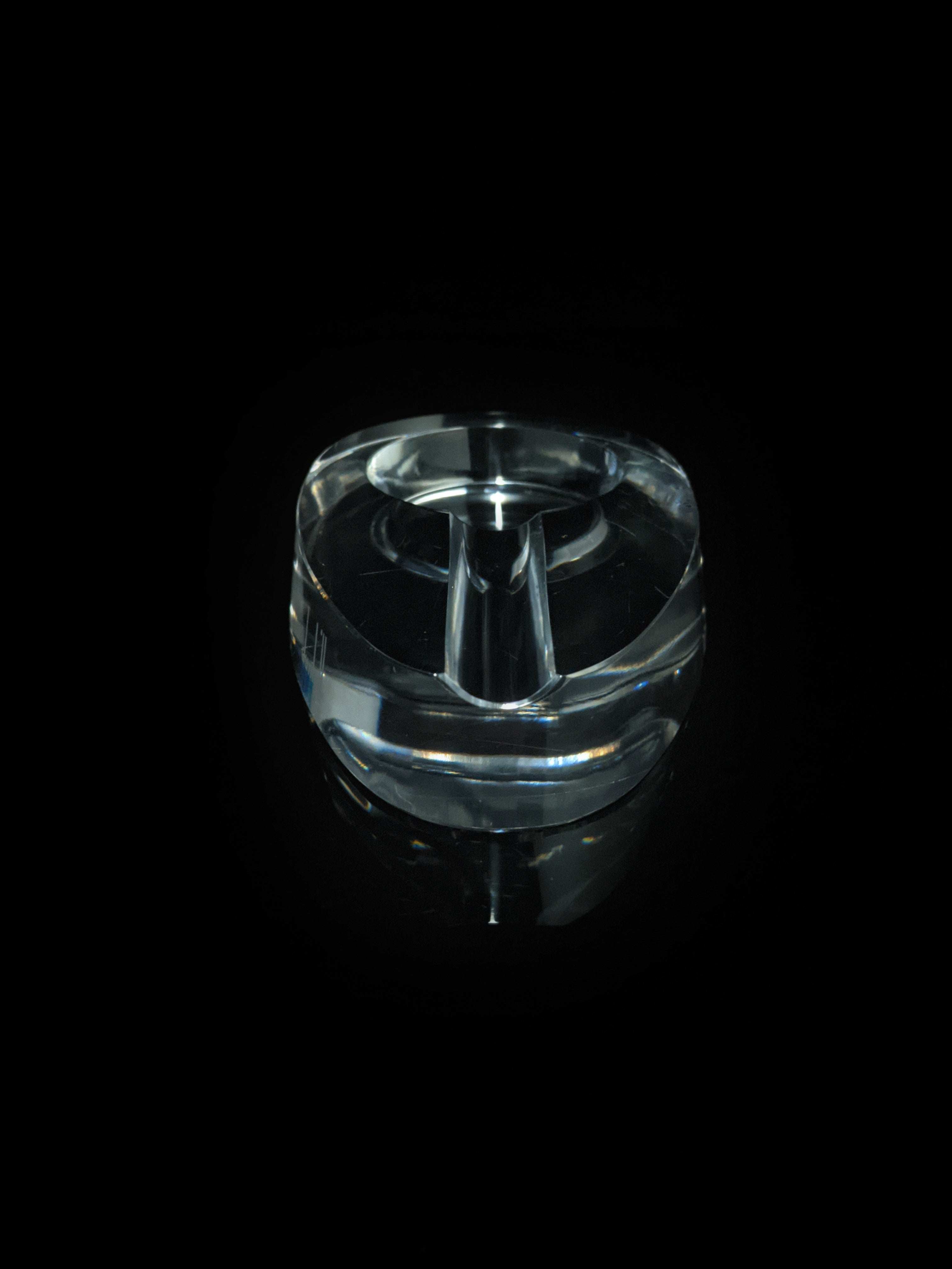 Alfred Dunhill Crystal Ashtray PA5102. No #002