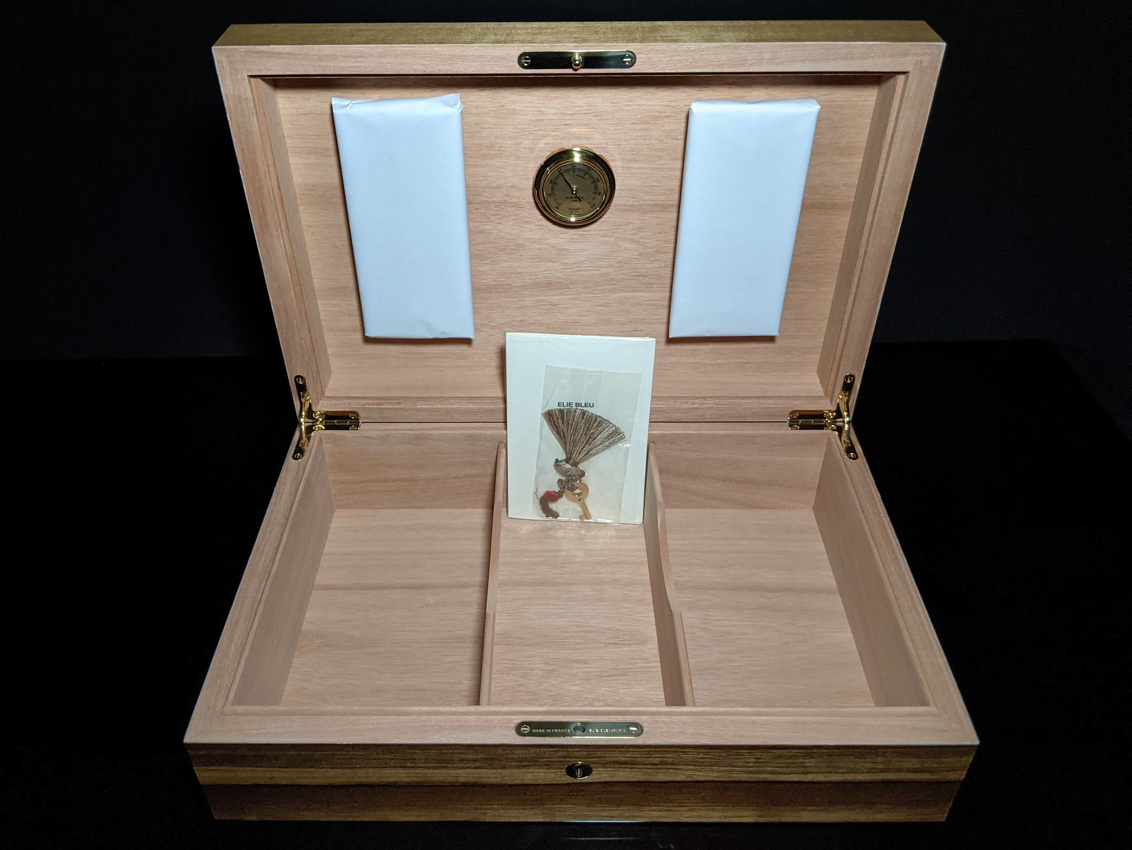 Elie Bleu Limba Wood Humidor 110 count