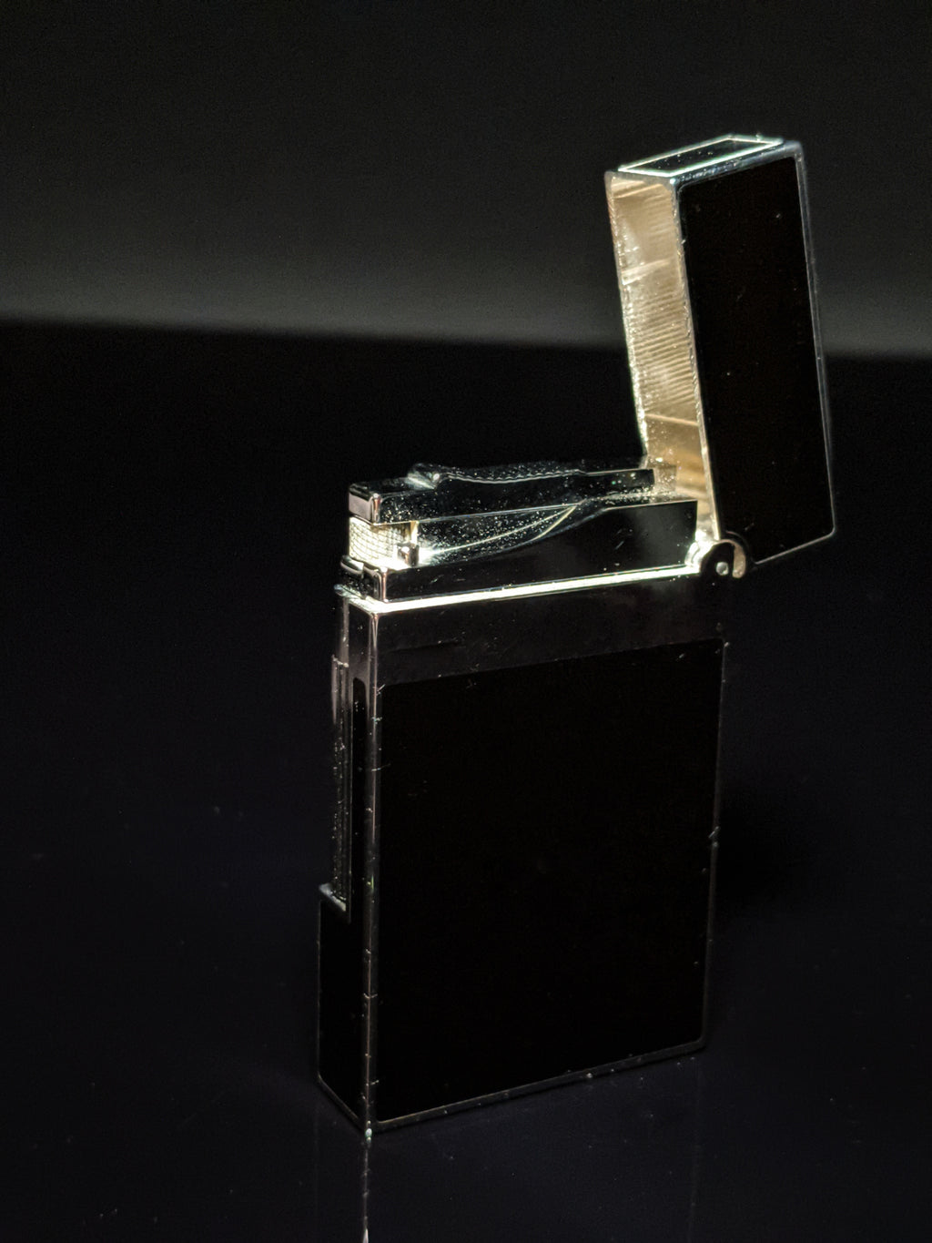ST Dupont Black Lacquer L2 Lighter Model # 016296