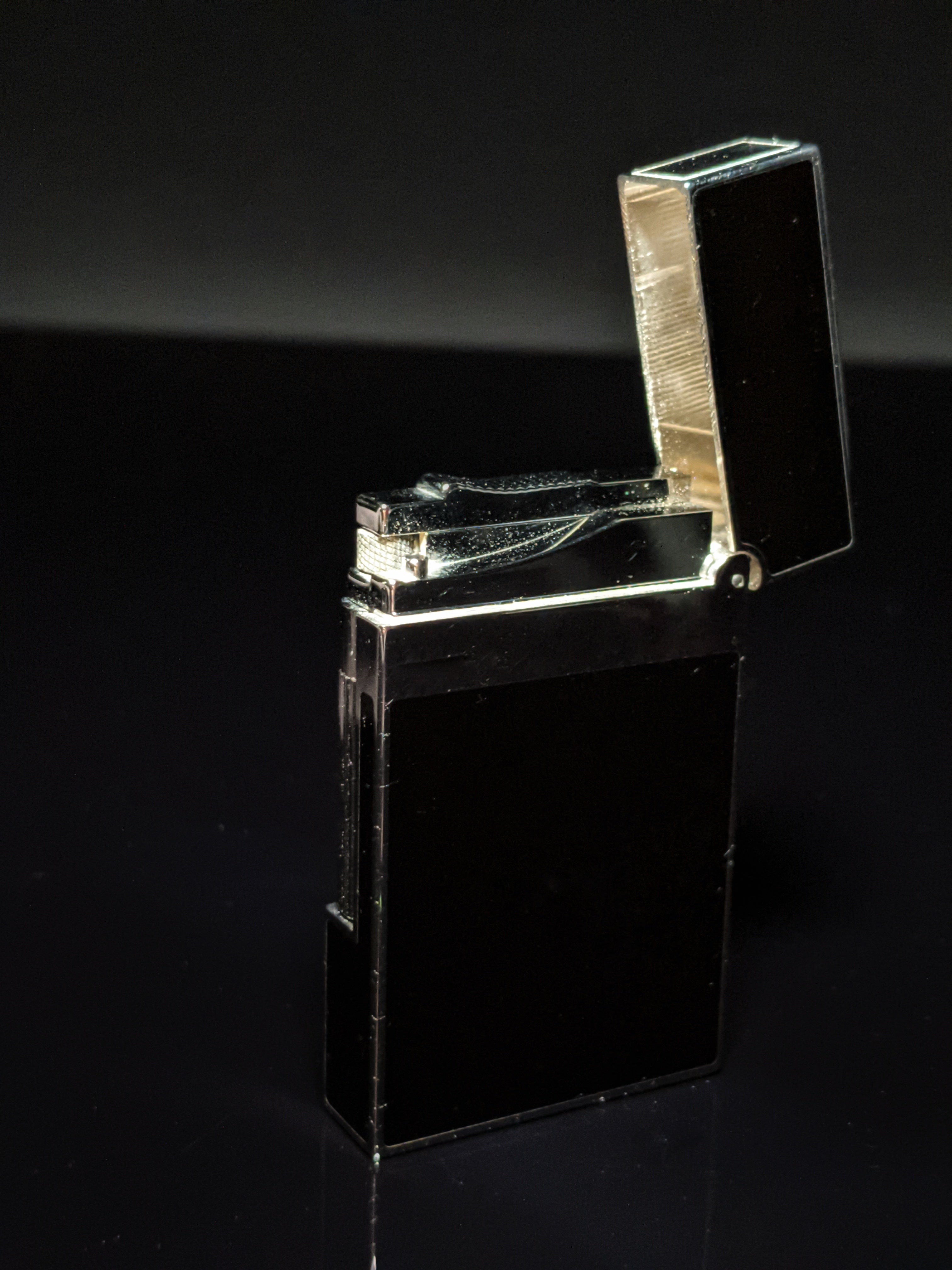 ST Dupont Black Lacquer L2 Lighter Model # 016296