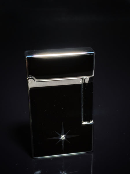S.T.Dupont Diamond Solitaire L2 Lighter preowned in original box good condition