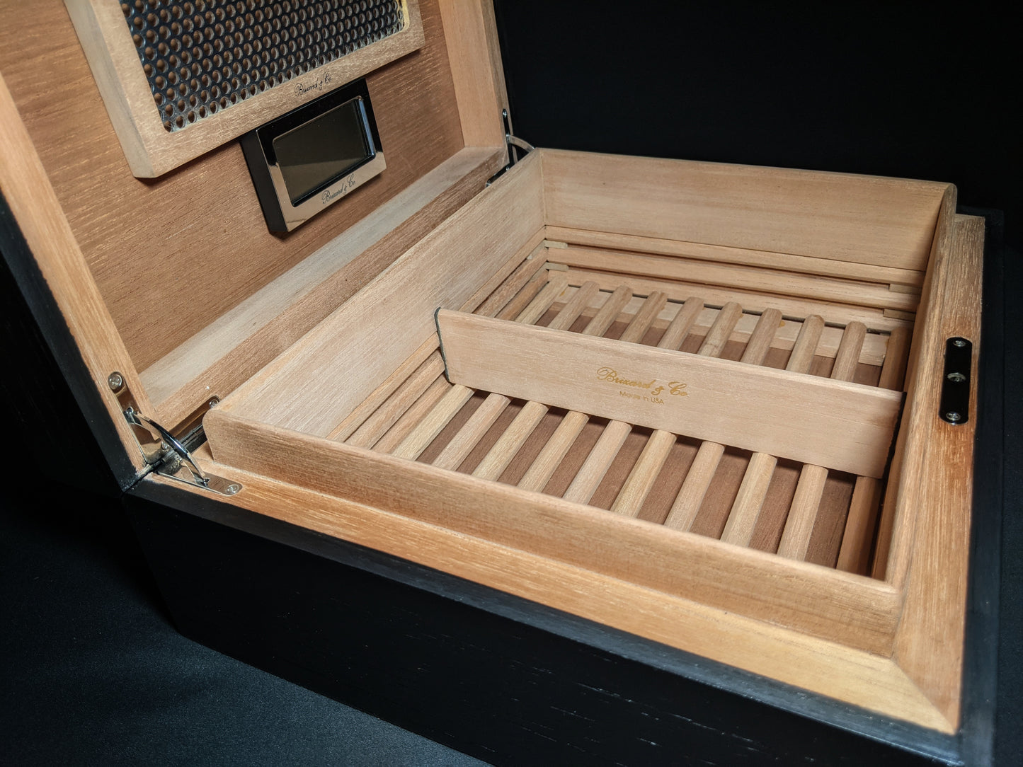 Brizard and Co. The "Royal Oak Collection" Humidor - Black Oak (60 / 70 Count)