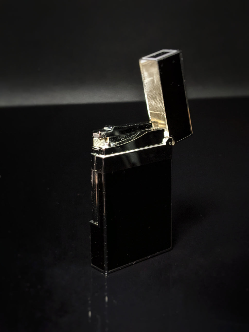 ST Dupont Black Lacquer L2 Lighter Model # 016296