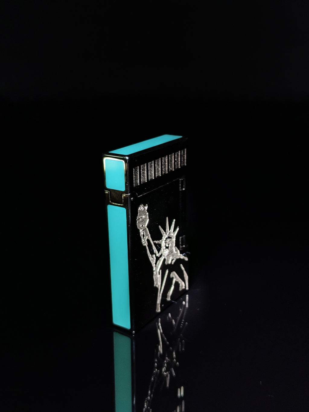 ST Dupont Statue of Liberty L2 Lighter