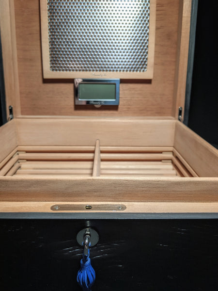 Brizard and Co. - The "Royal Oak Collection" Humidor - Black Oak (60/70 Count)