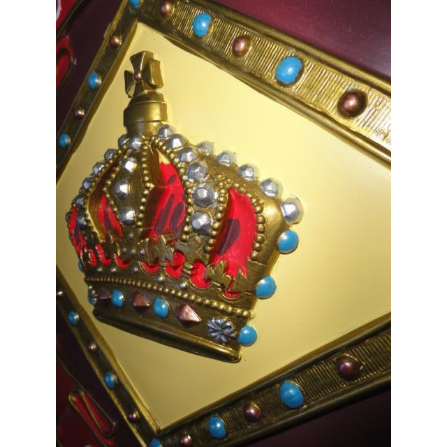 Diamond Crown Wall Plaque Measures 17.5" H x 16" W New