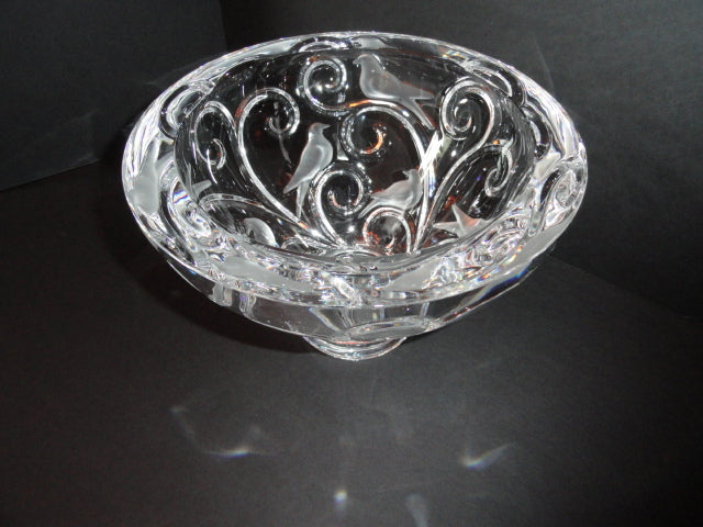 Lalique Vérone Crystal Bowl