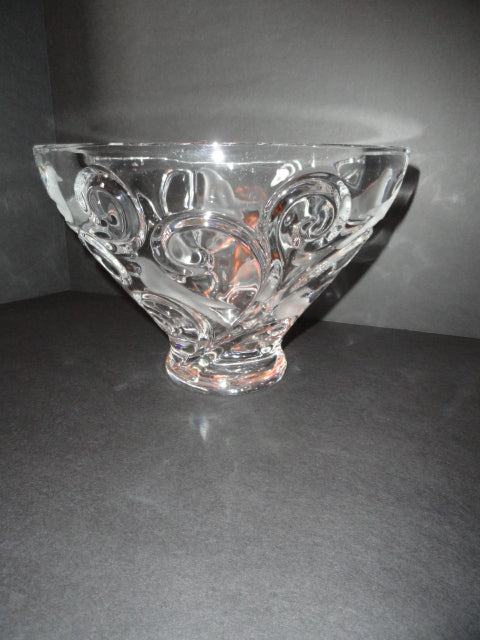 Lalique Vérone Crystal Bowl