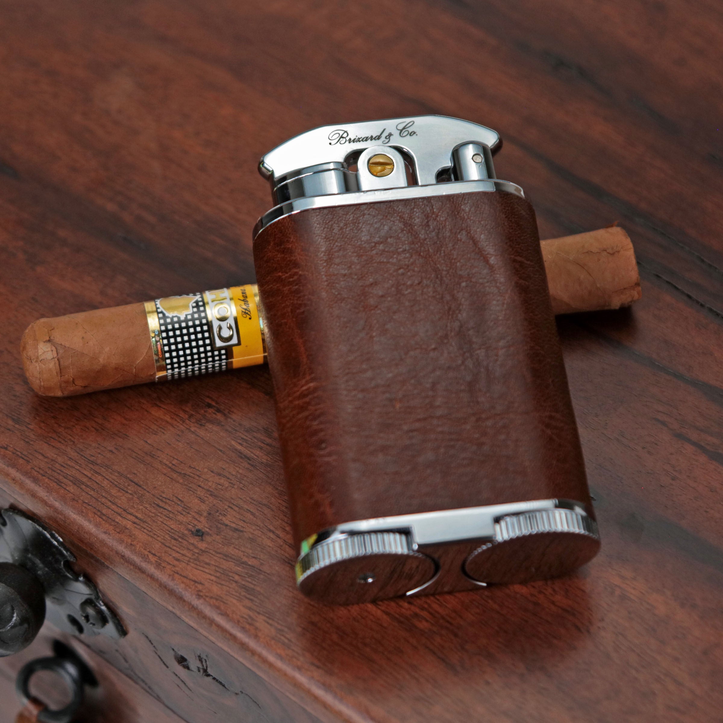 Brizard and Co Gatsby Table Lighter - Antique Saddle Leather