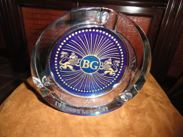 Arturo Fuente custom heavy clear glass ashtray. NIB 7 7/8" Diameter