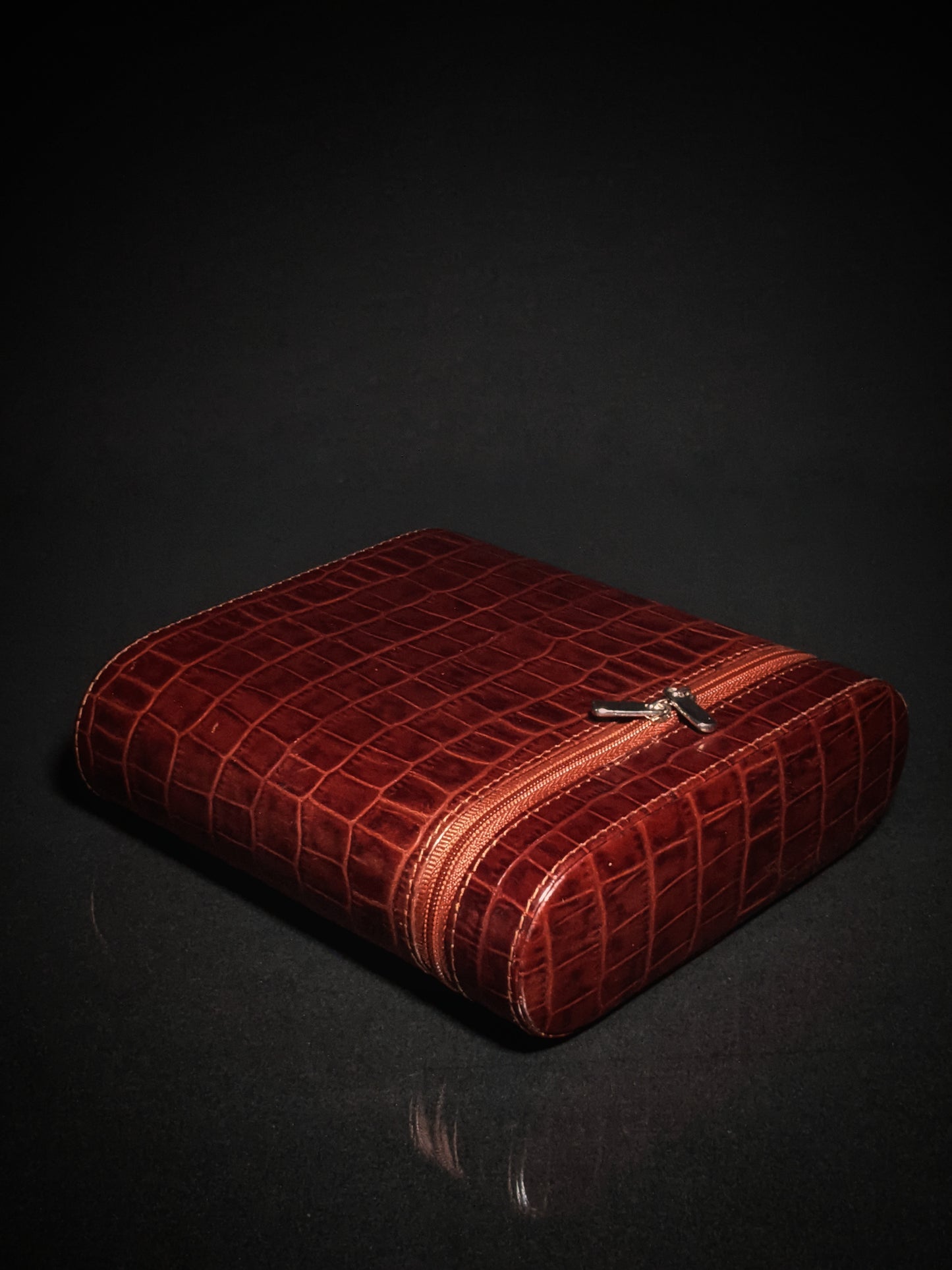 atoll cigar case