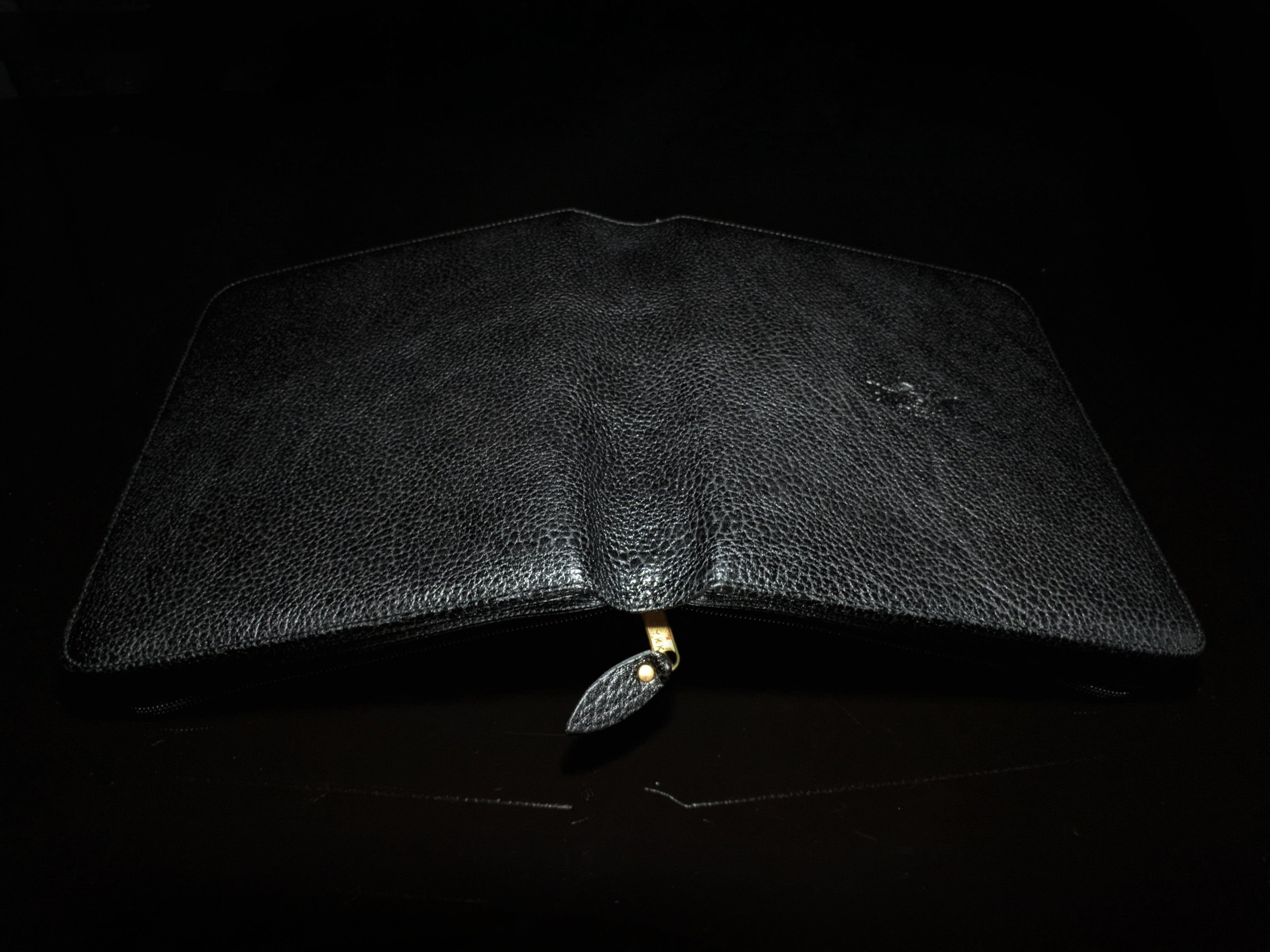 pheasant by R.D.Gomez made in Spain Black  Leather Case NIB