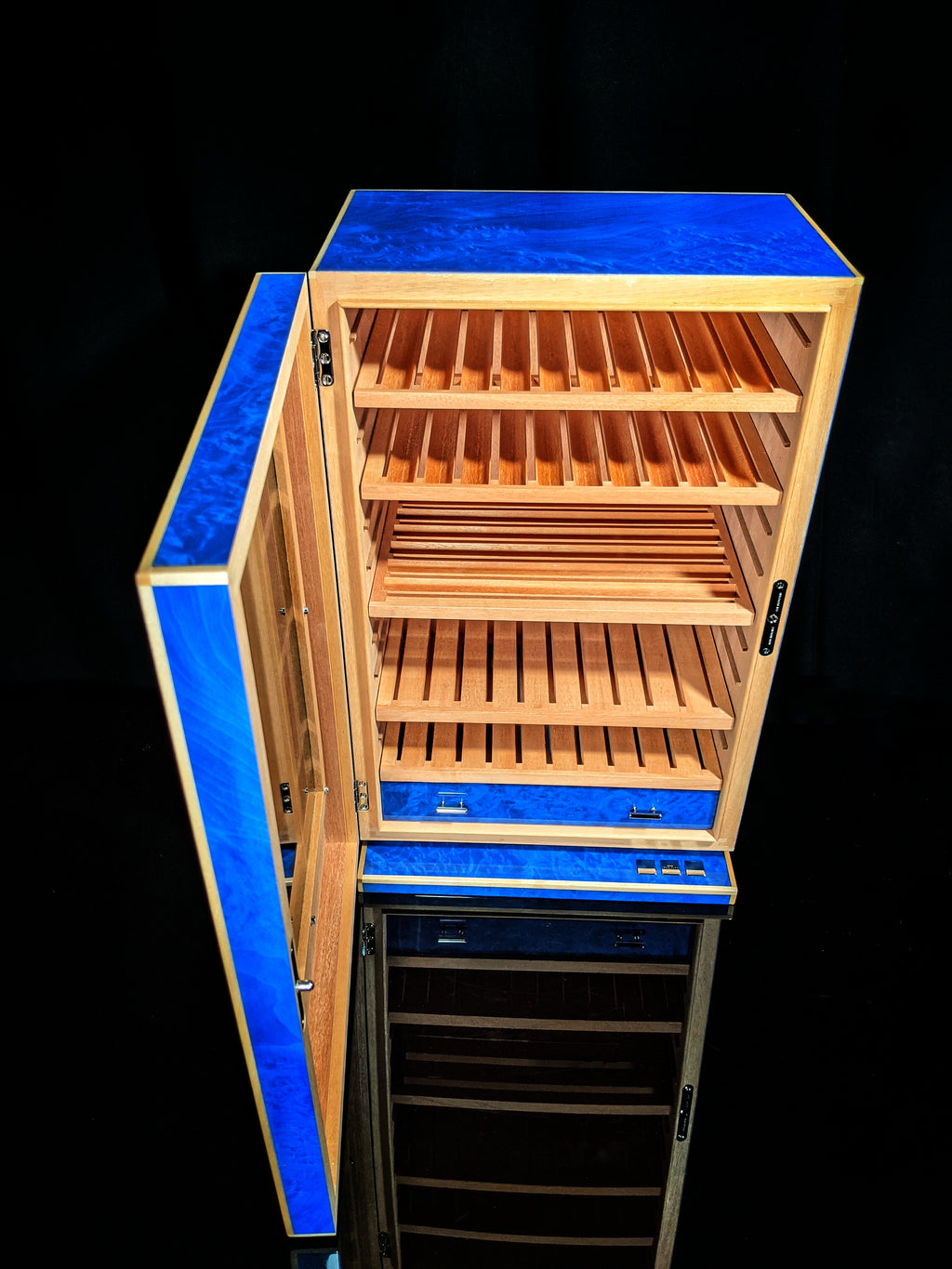 Elie Bleu Blue Madrona Cabinet Humidor 150 Count