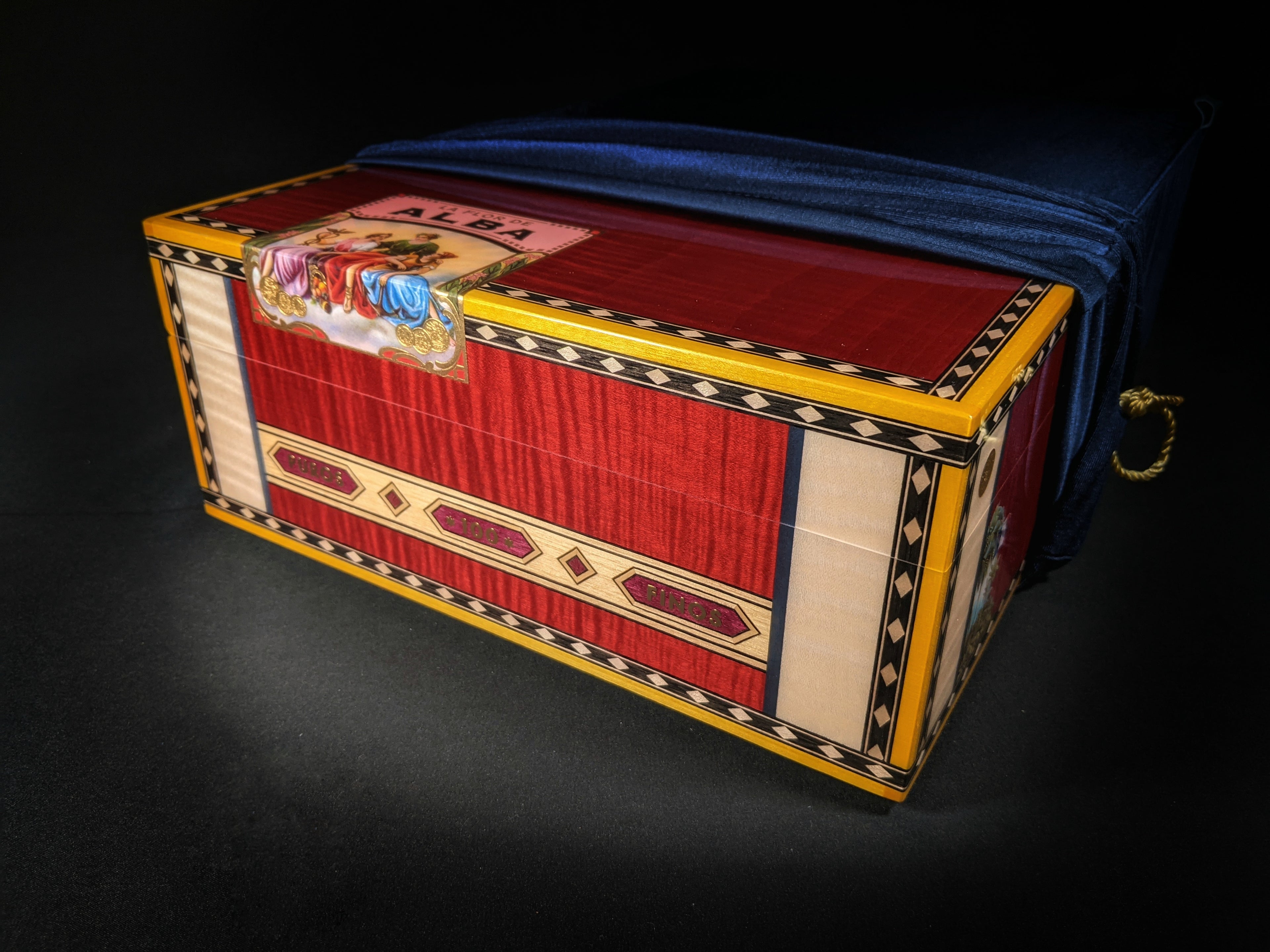 Elie Bleu Alba Red Sycamore Humidor 110 count