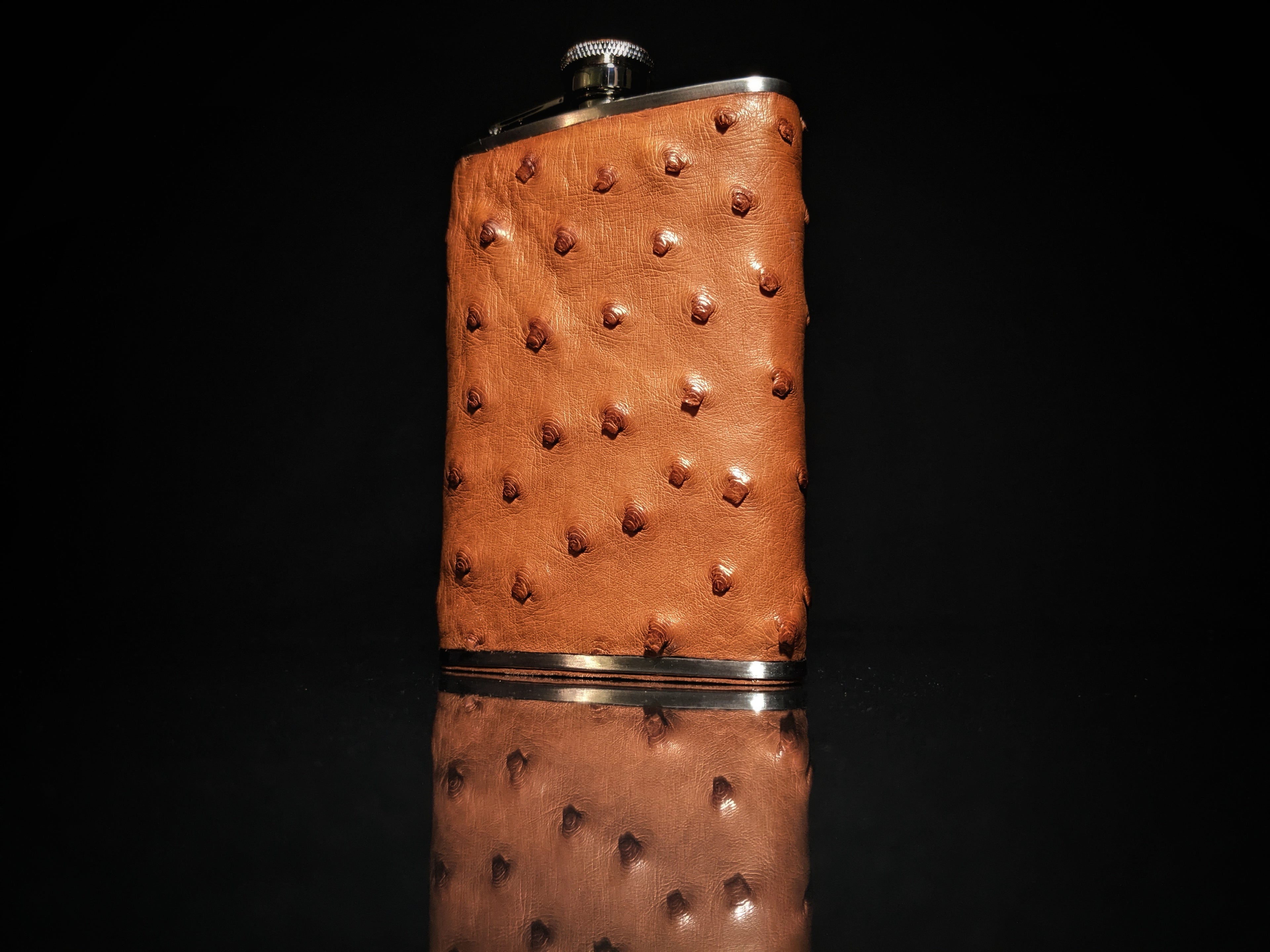 Brizard and Co. The 8 oz Flask - Ostrich Tan