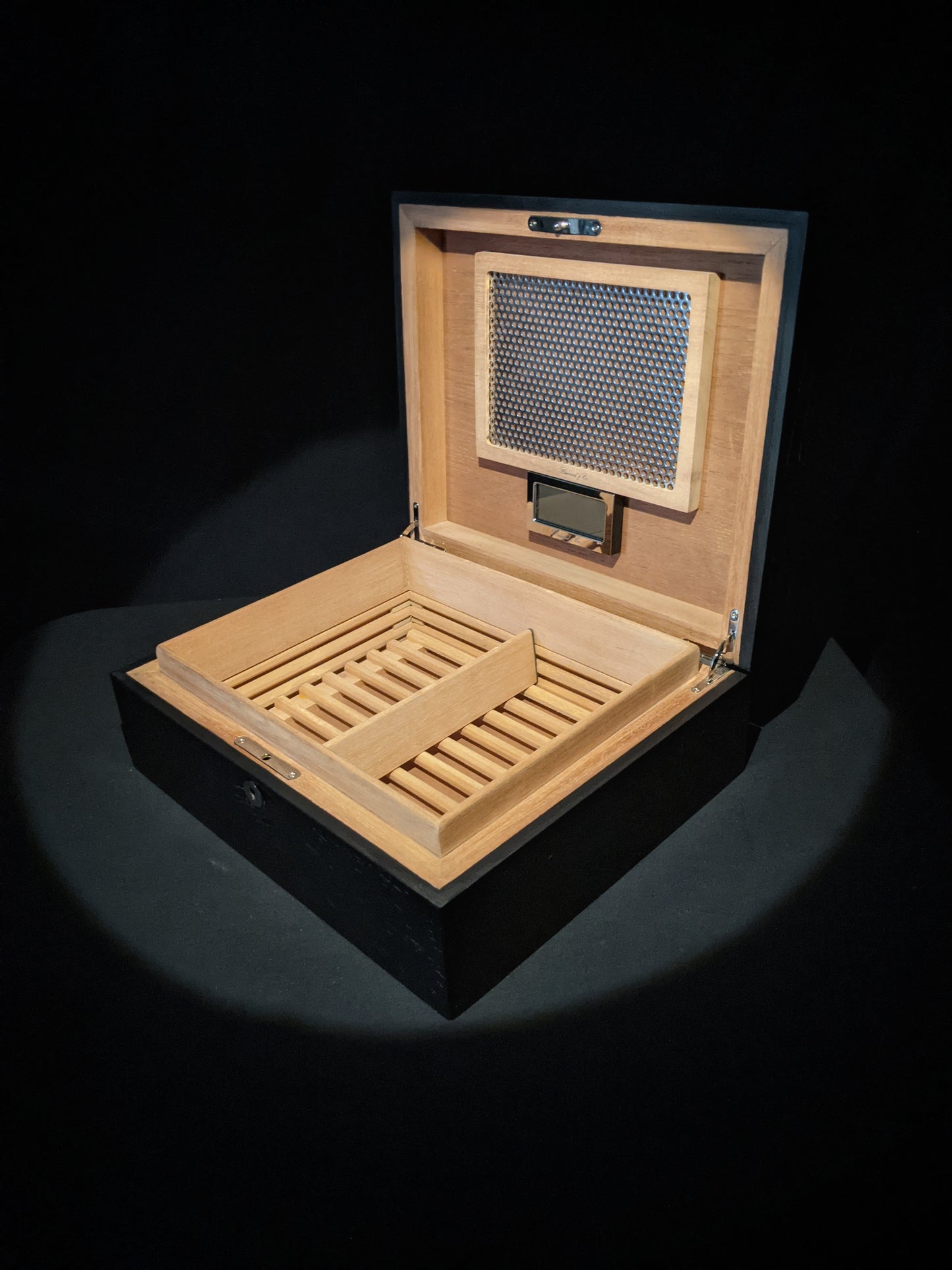 Brizard and Co. The "Royal Oak Collection" Humidor - Black Oak (60 / 70 Count)