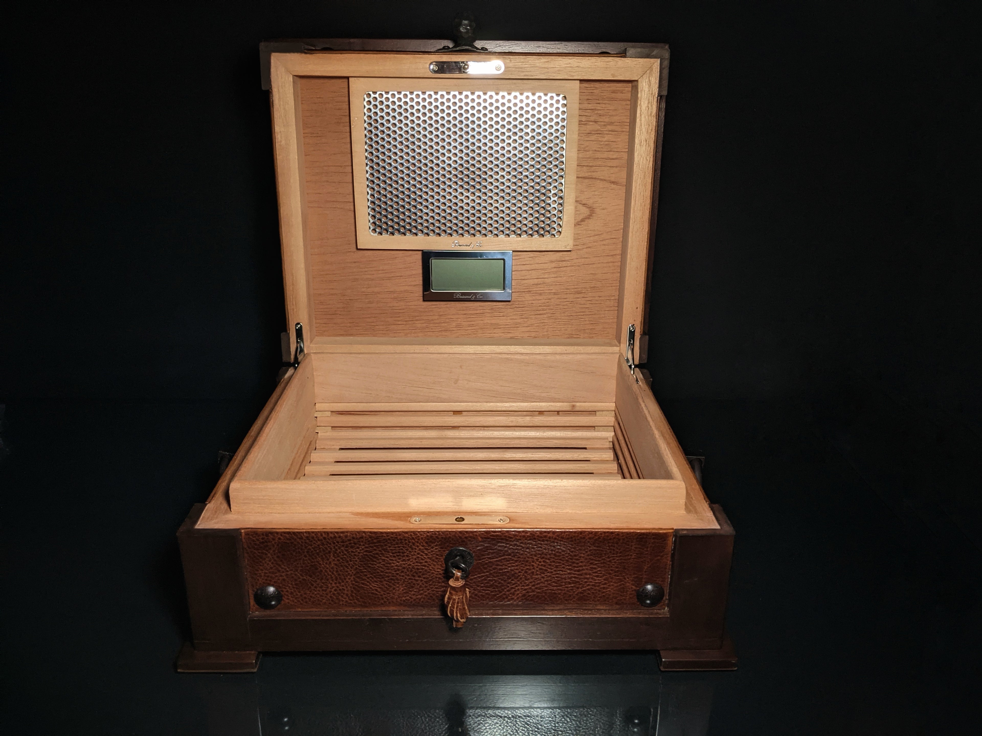 Brizard and Co. - The "Chesterfield" Humidor - 60/70 Count