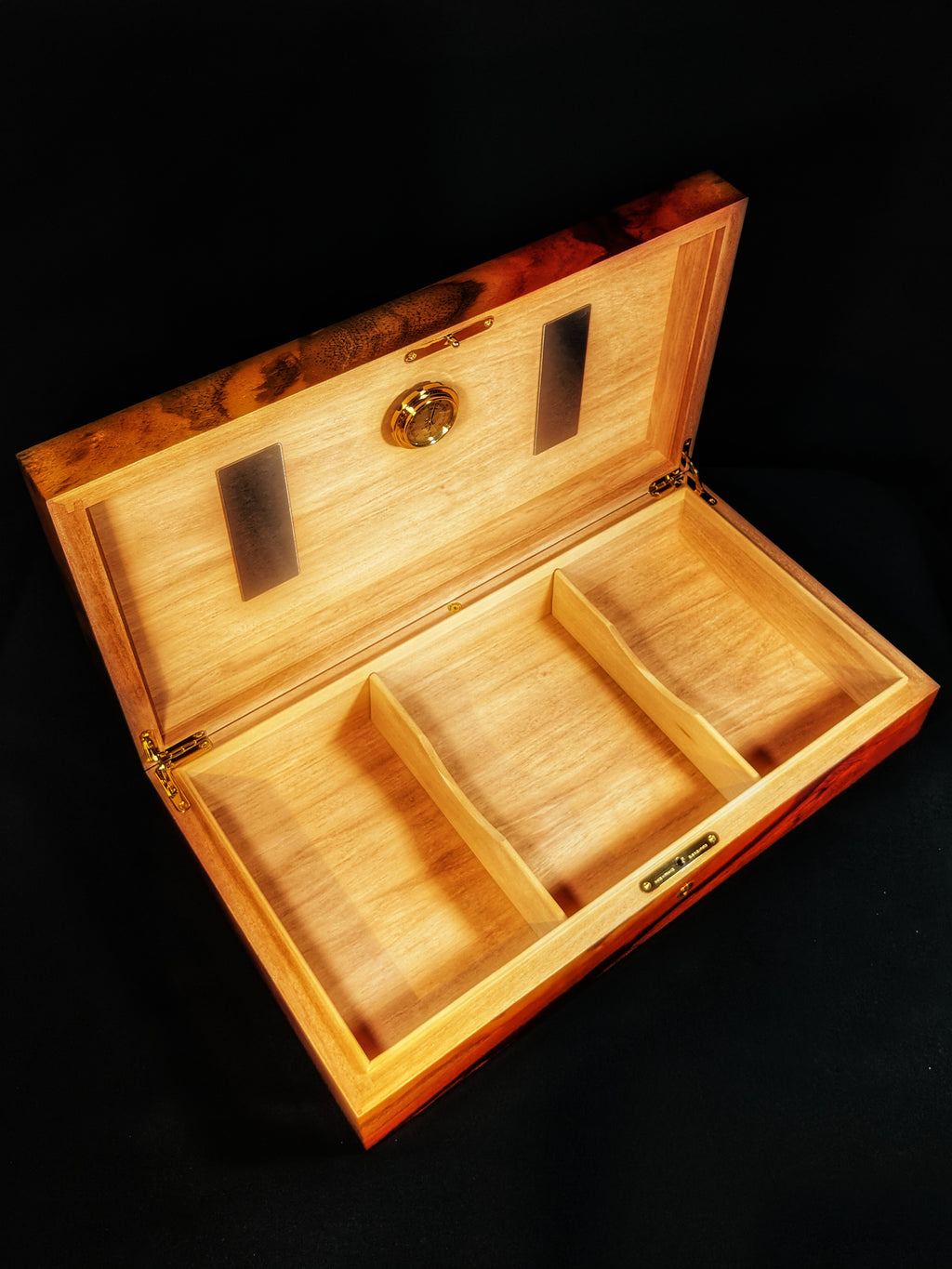 Elie Bleu Classic  Padouk Wood Humidor 110 ct