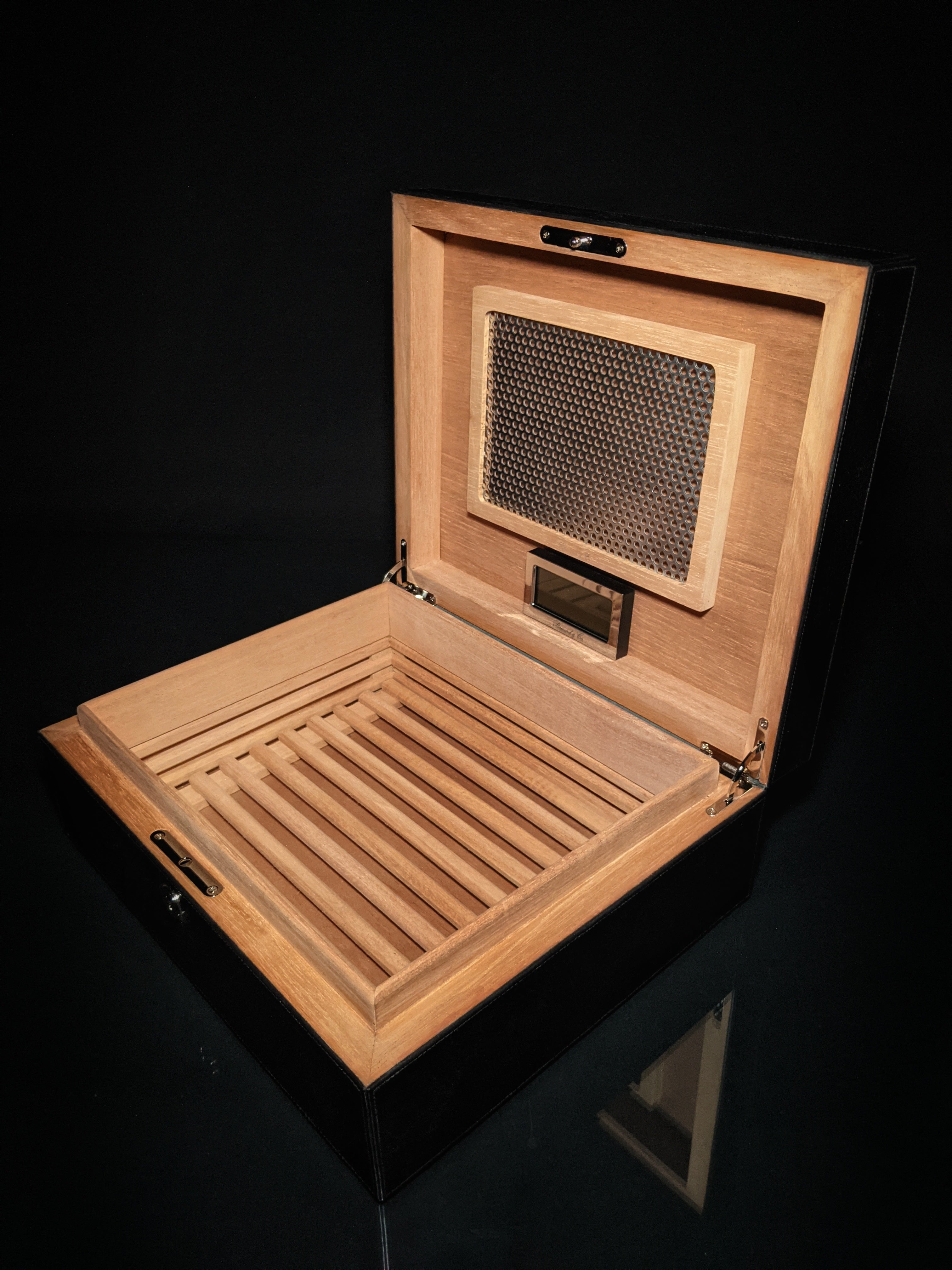 Brizard & Co - "Airflow" Cigar Humidor - Sunrise Black and Zebrawood 60 / 70 Count