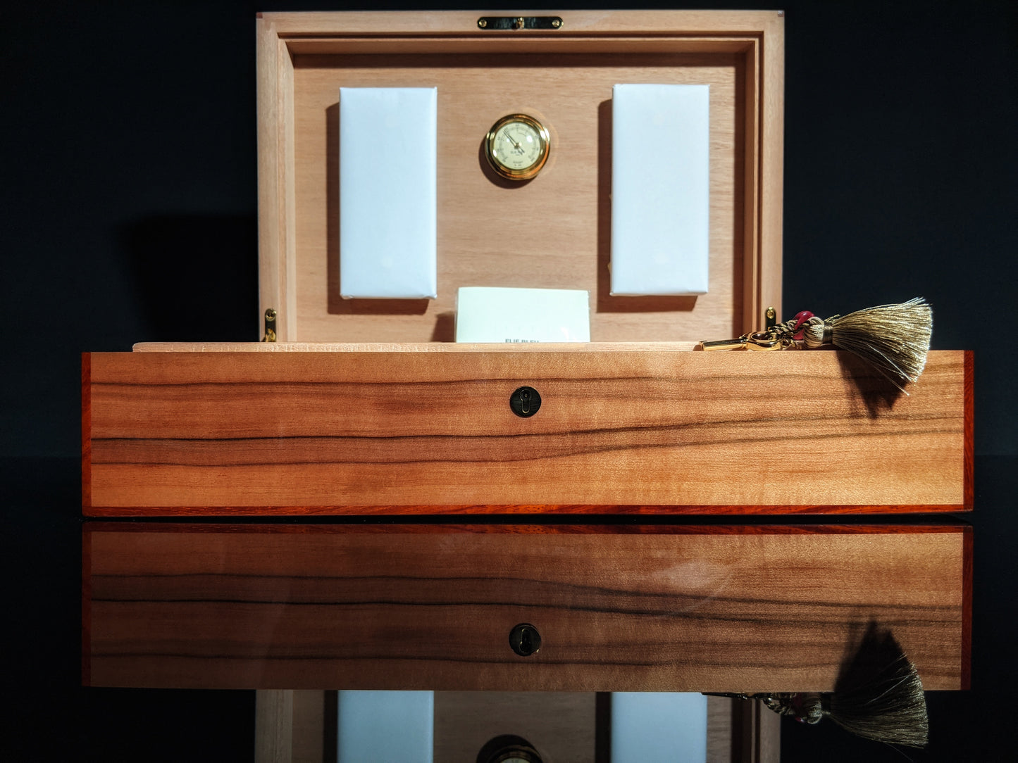 Elie Bleu Tineo Wood Humidor 110 count