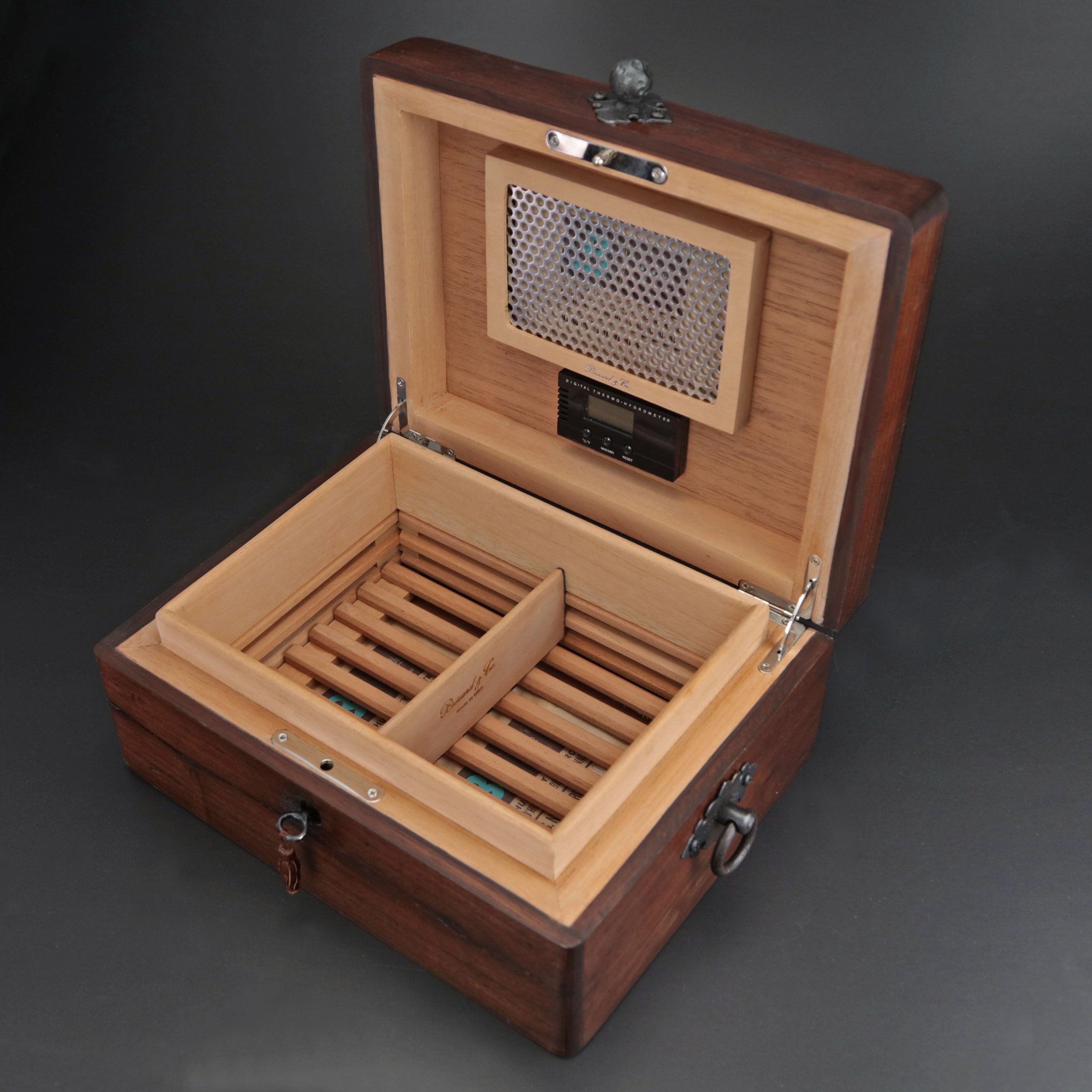Brizard and Co 30 / 40 Hacienda Humidor