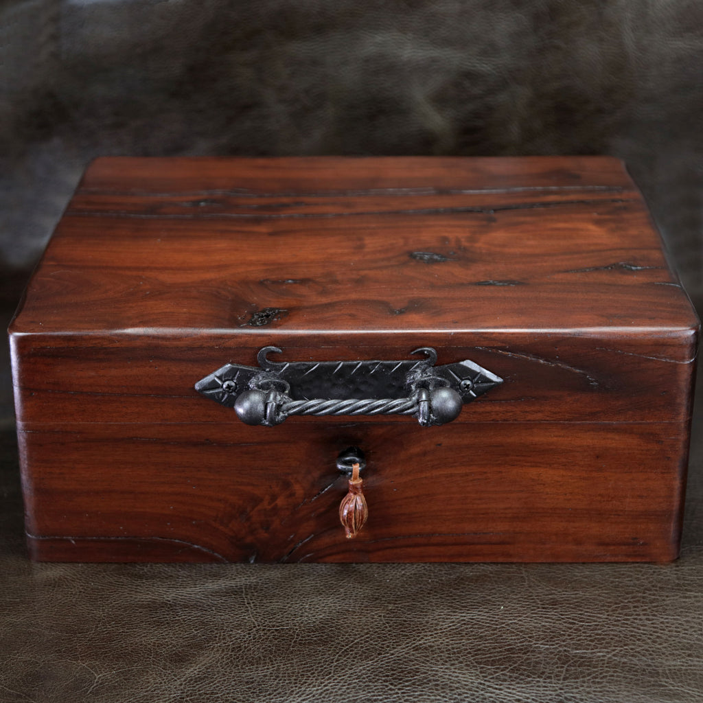 Brizard and Co Hacienda humidor 60 / 70 count #003