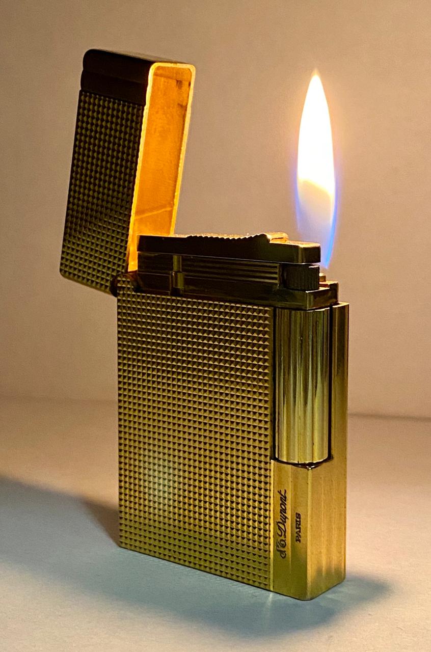 ST Dupont  Diamond Head Gold Plated Gatsby Lighter
