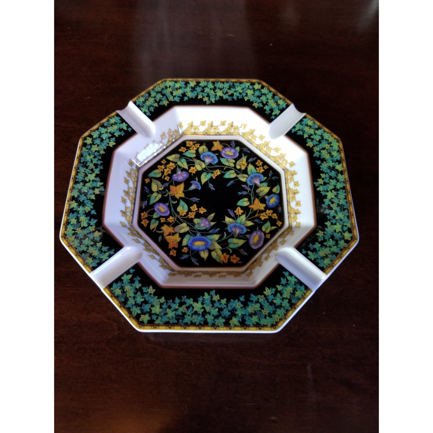 Versace Gold Ivy porcelain ashtray