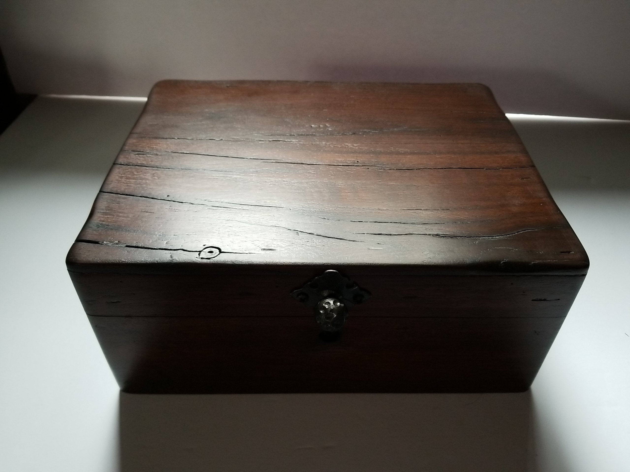 Brizard and Co "Hacienda 30 / 40 count humidor
