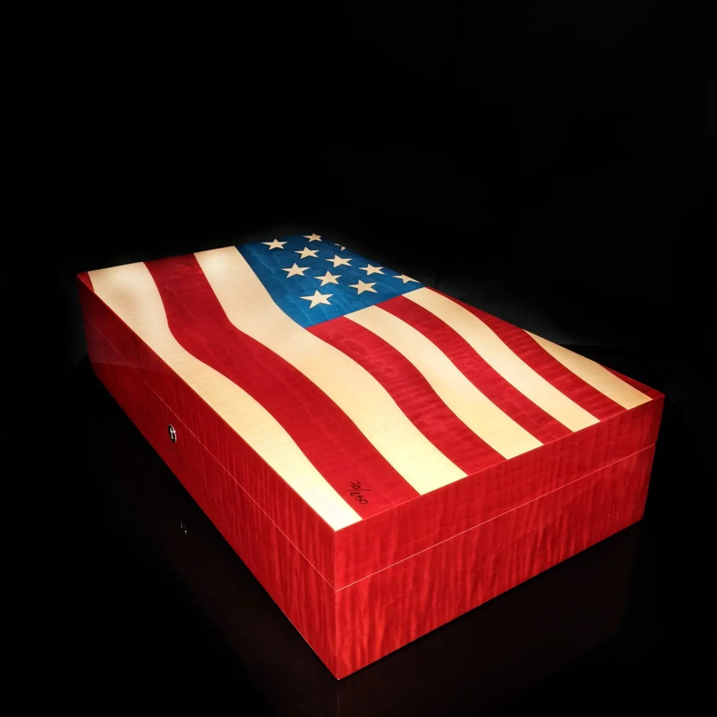 Elie Bleu Stars & Stripes 110 Ct Humidor New