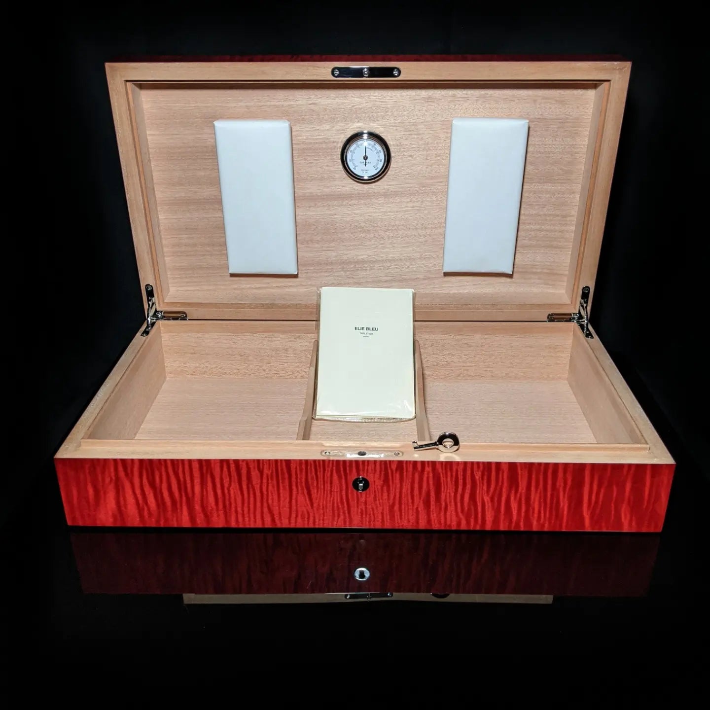 Elie Bleu Stars & Stripes 110 Ct Humidor New