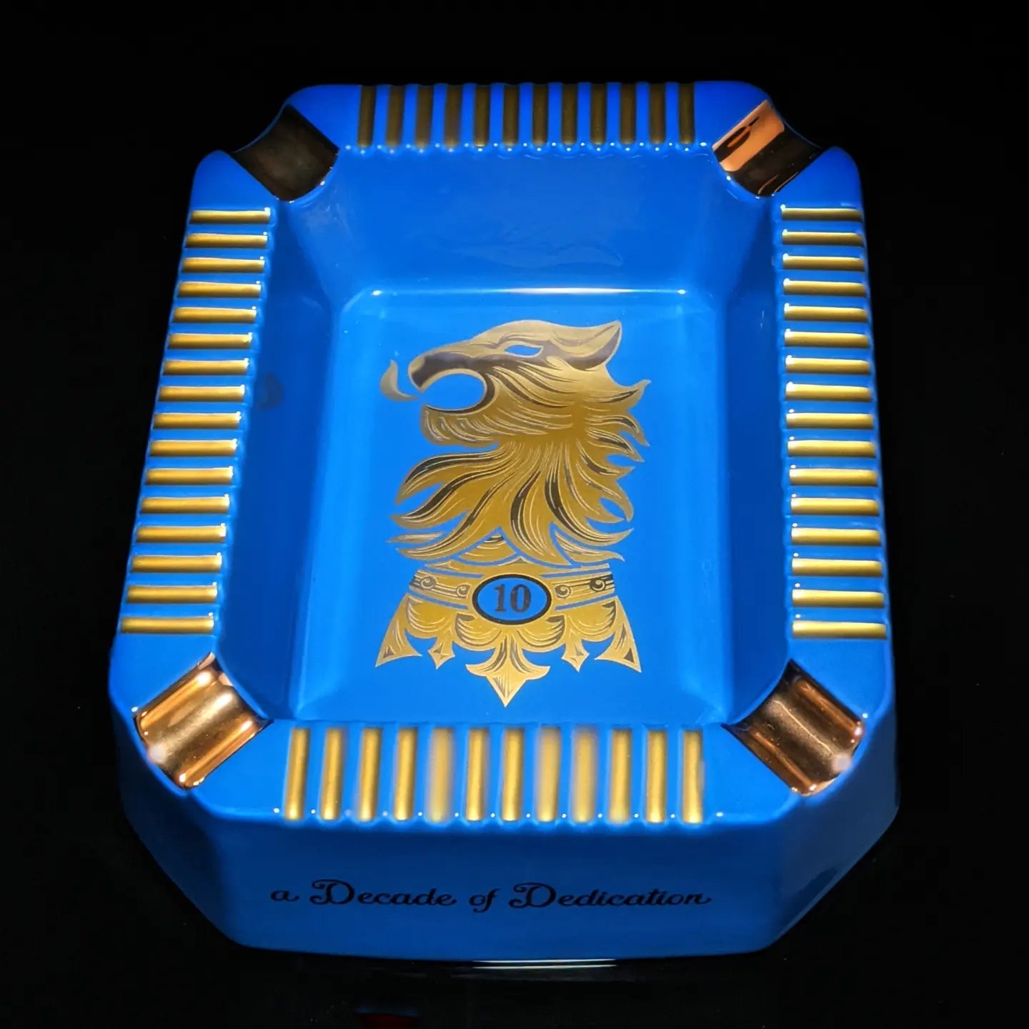 Drew Estates Undercrown Blue  Ceramic Ashtray 10" L x 8.5" W x 2.75" H NIB