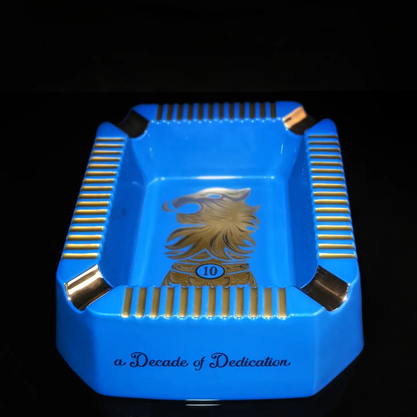 Drew Estates Undercrown Blue  Ceramic Ashtray 10" L x 8.5" W x 2.75" H NIB