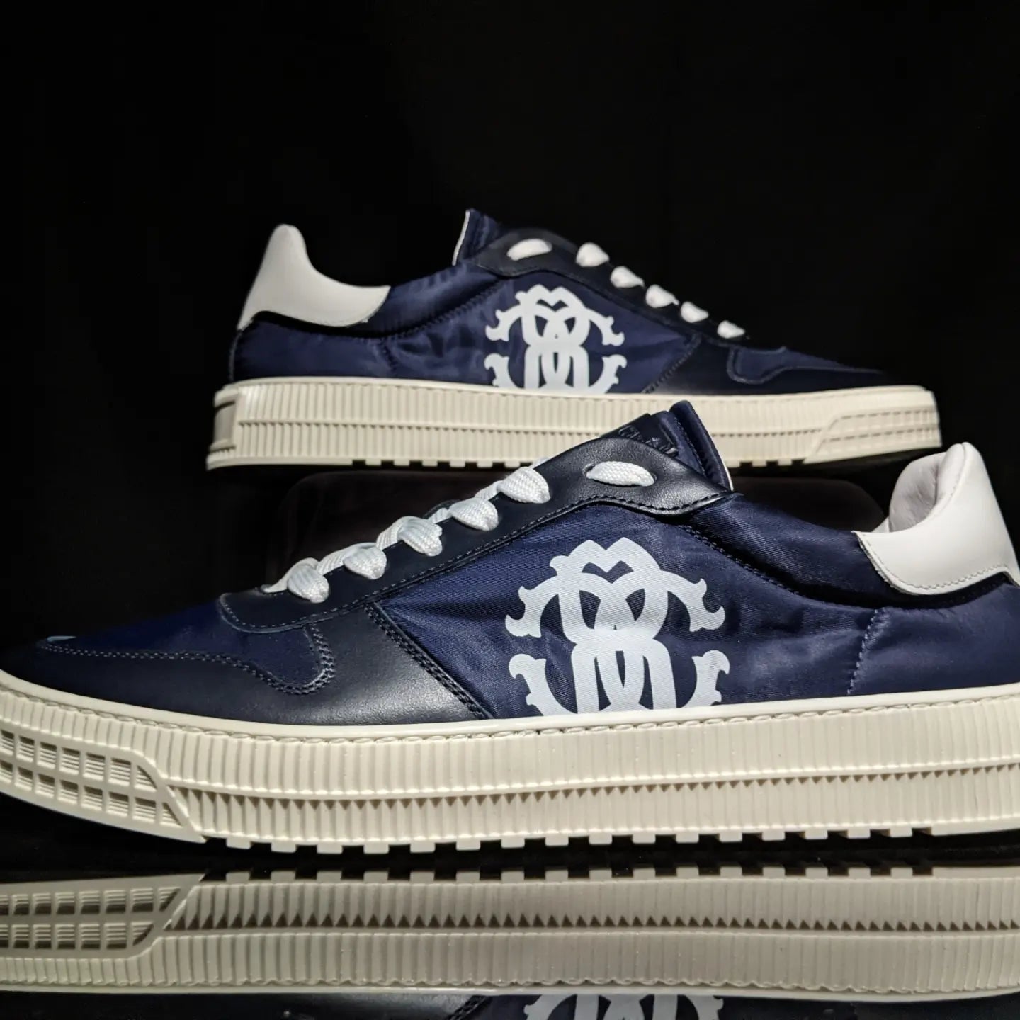 Roberto Cavalli Logo Navy Leather Sneakers